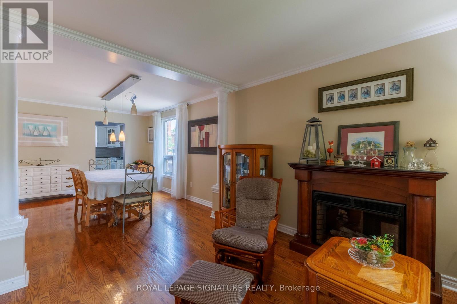 6827 Edenwood Drive, Mississauga (Meadowvale), Ontario  L5N 3X9 - Photo 8 - W12213004