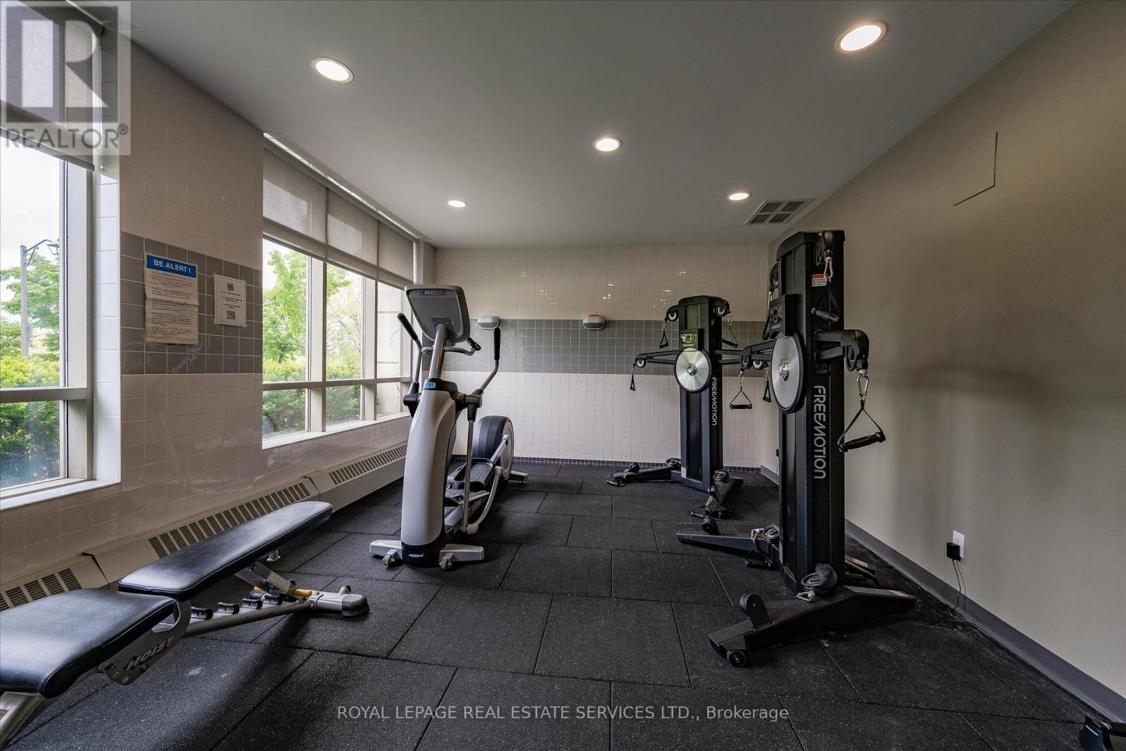203 - 2325 Central Park Drive, Oakville (Ro River Oaks), Ontario  L6H 0E2 - Photo 35 - W12213010