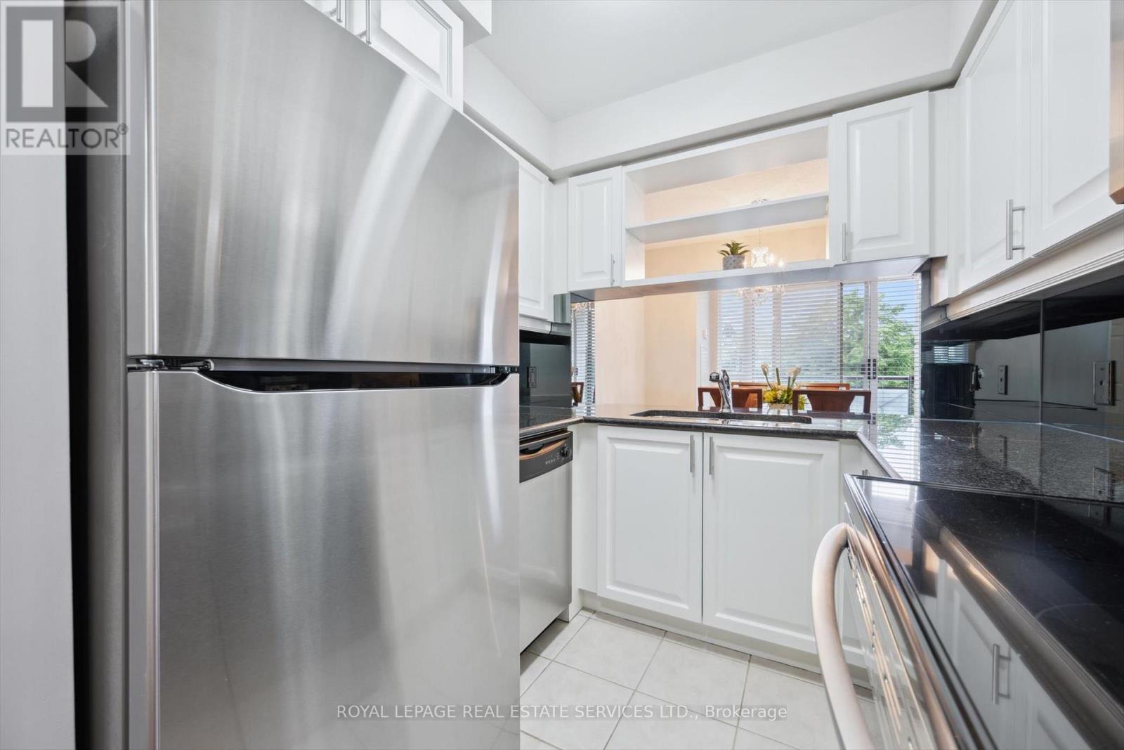 203 - 2325 Central Park Drive, Oakville (Ro River Oaks), Ontario  L6H 0E2 - Photo 9 - W12213010