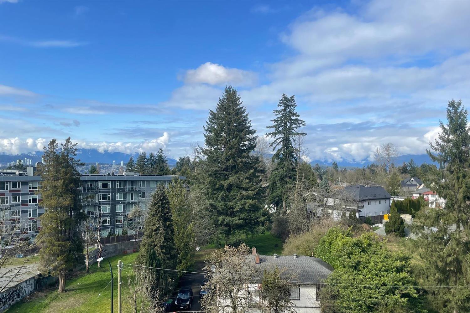 532 13728 108 Avenue, Surrey, British Columbia  V3T 0G2 - Photo 1 - R3014269