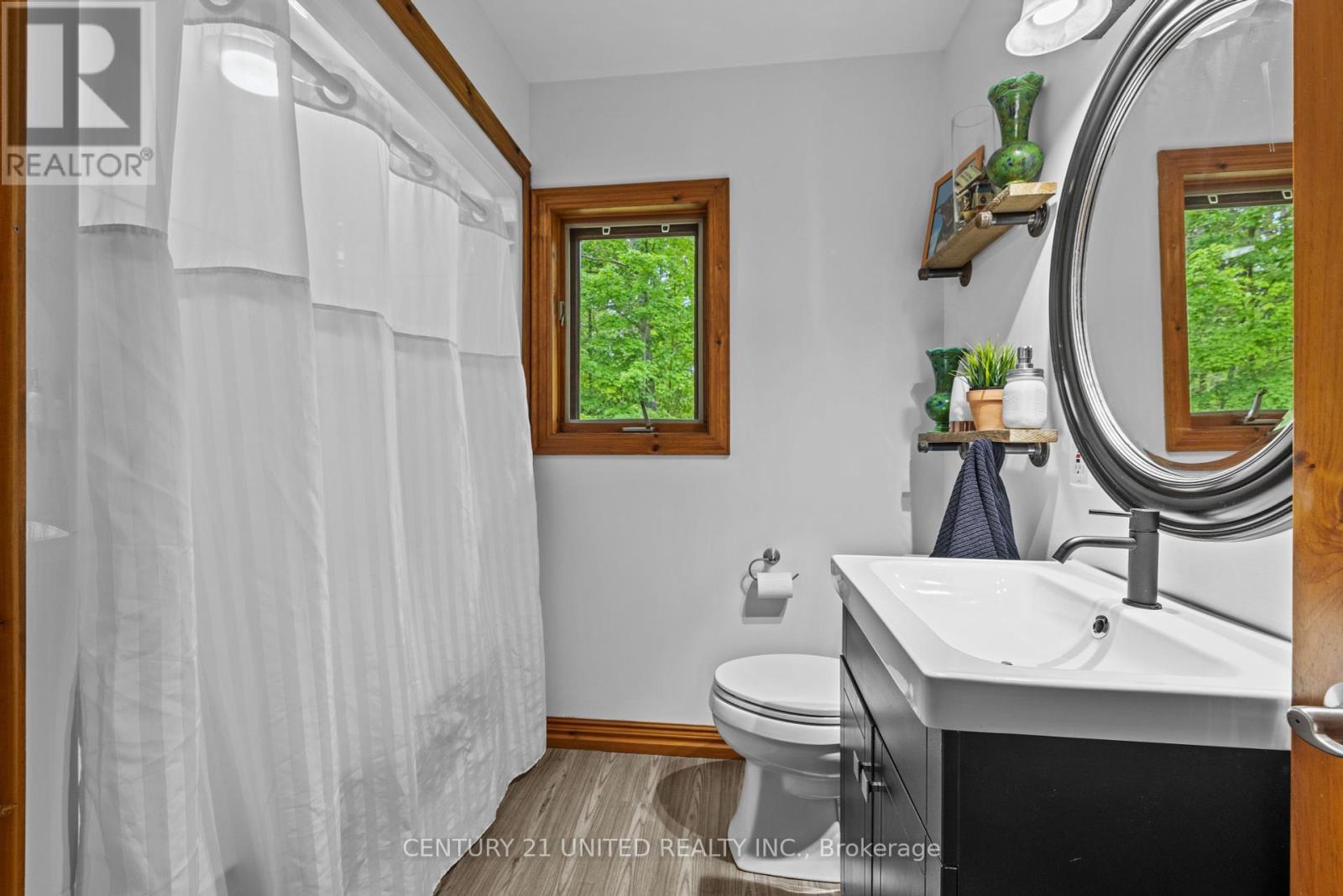 113 Sugarbush Boulevard, Trent Lakes, Ontario  K0L 1J0 - Photo 11 - X12213157