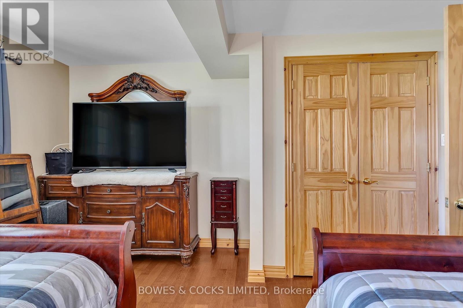 240 Lakeshore Drive, Kawartha Lakes, Ontario  K0M 1A0 - Photo 31 - X12213204