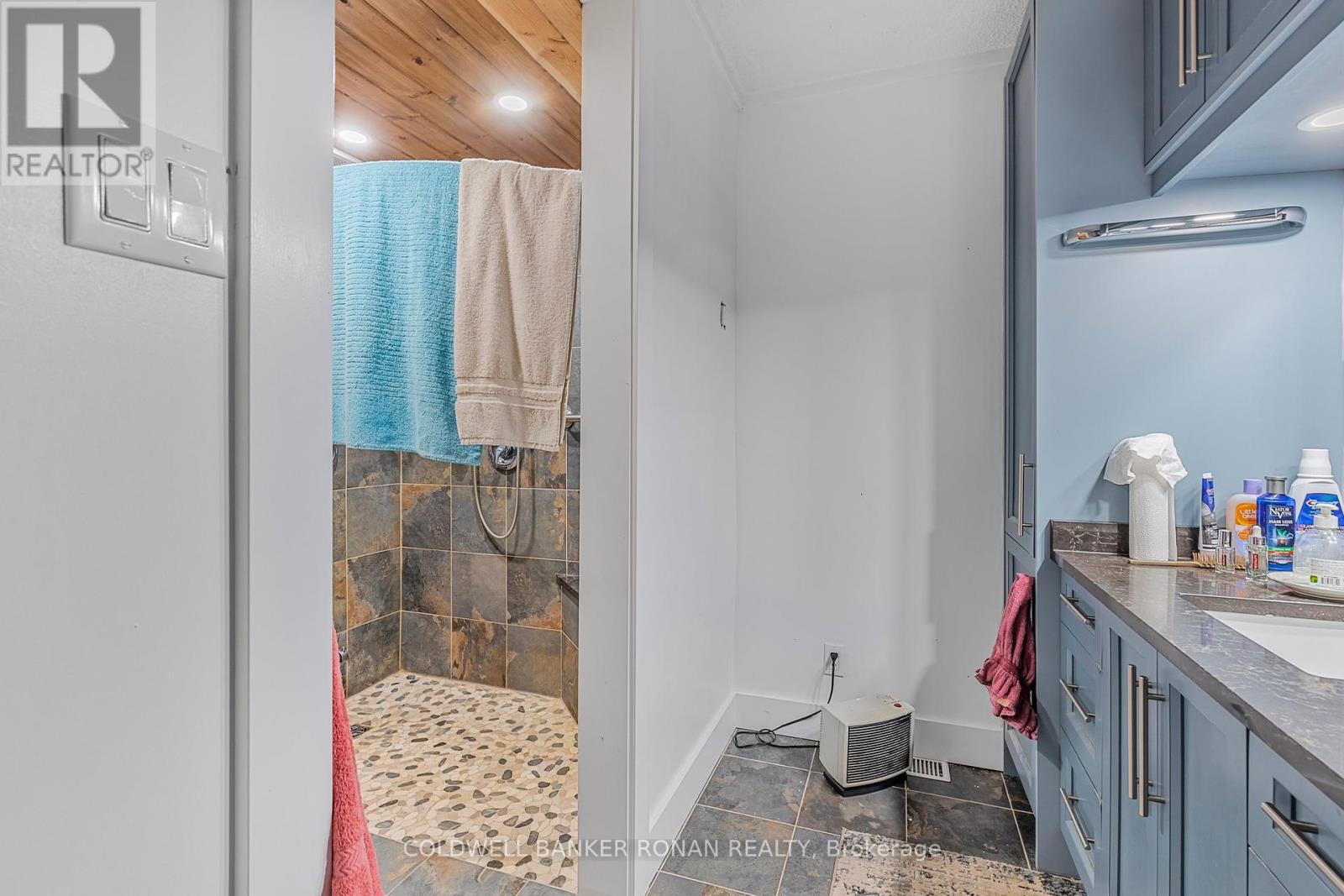 7020 6th Line, New Tecumseth (Tottenham), Ontario  L0G 1W0 - Photo 12 - N12212770
