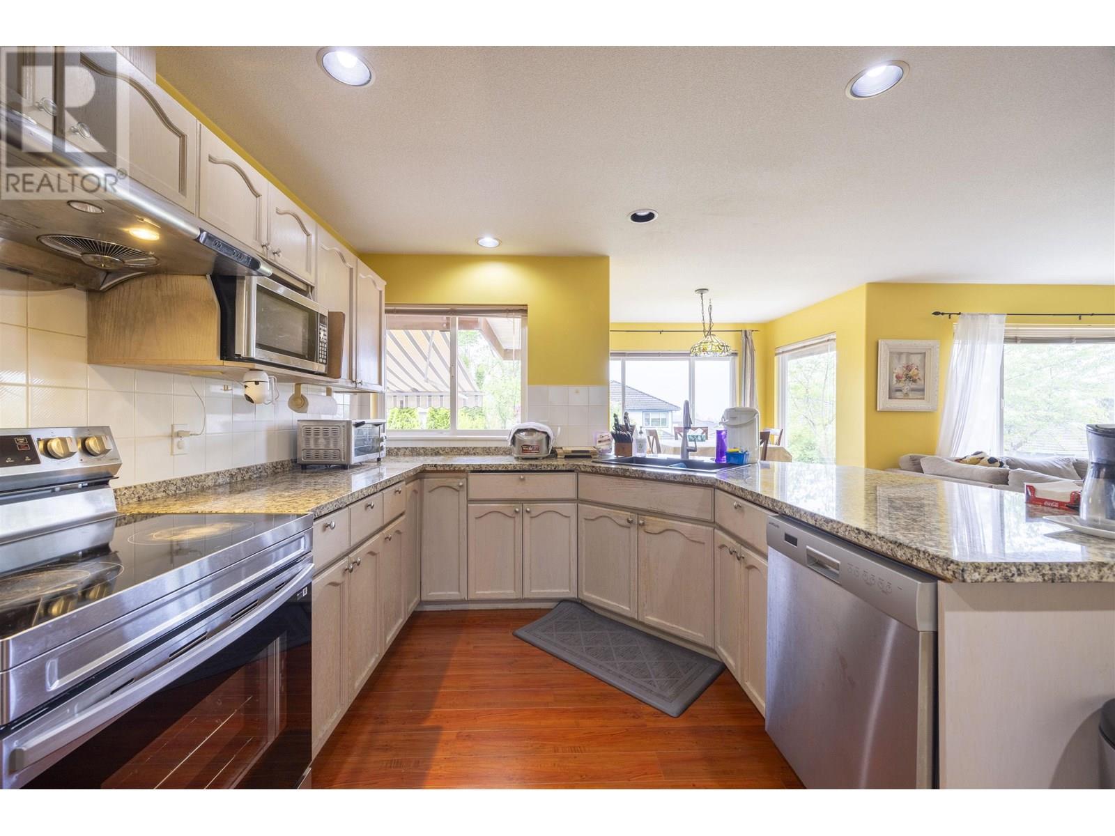 1555 Alpine Lane, Coquitlam, British Columbia  V3E 3A5 - Photo 11 - R3002479