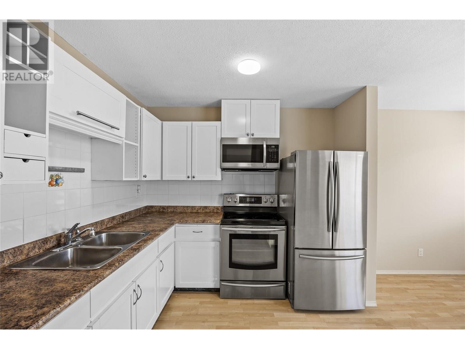 800 Valhalla Drive Drive Unit# 80, Kamloops, British Columbia