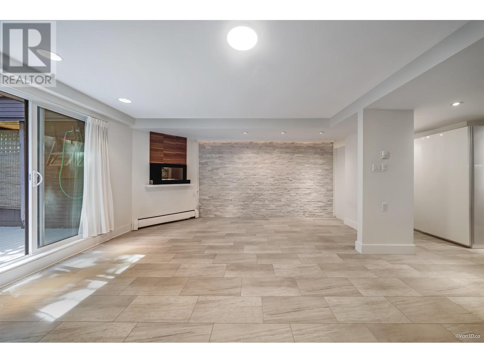 103 1855 Nelson Street, Vancouver, British Columbia  V6G 1M9 - Photo 11 - R2989307
