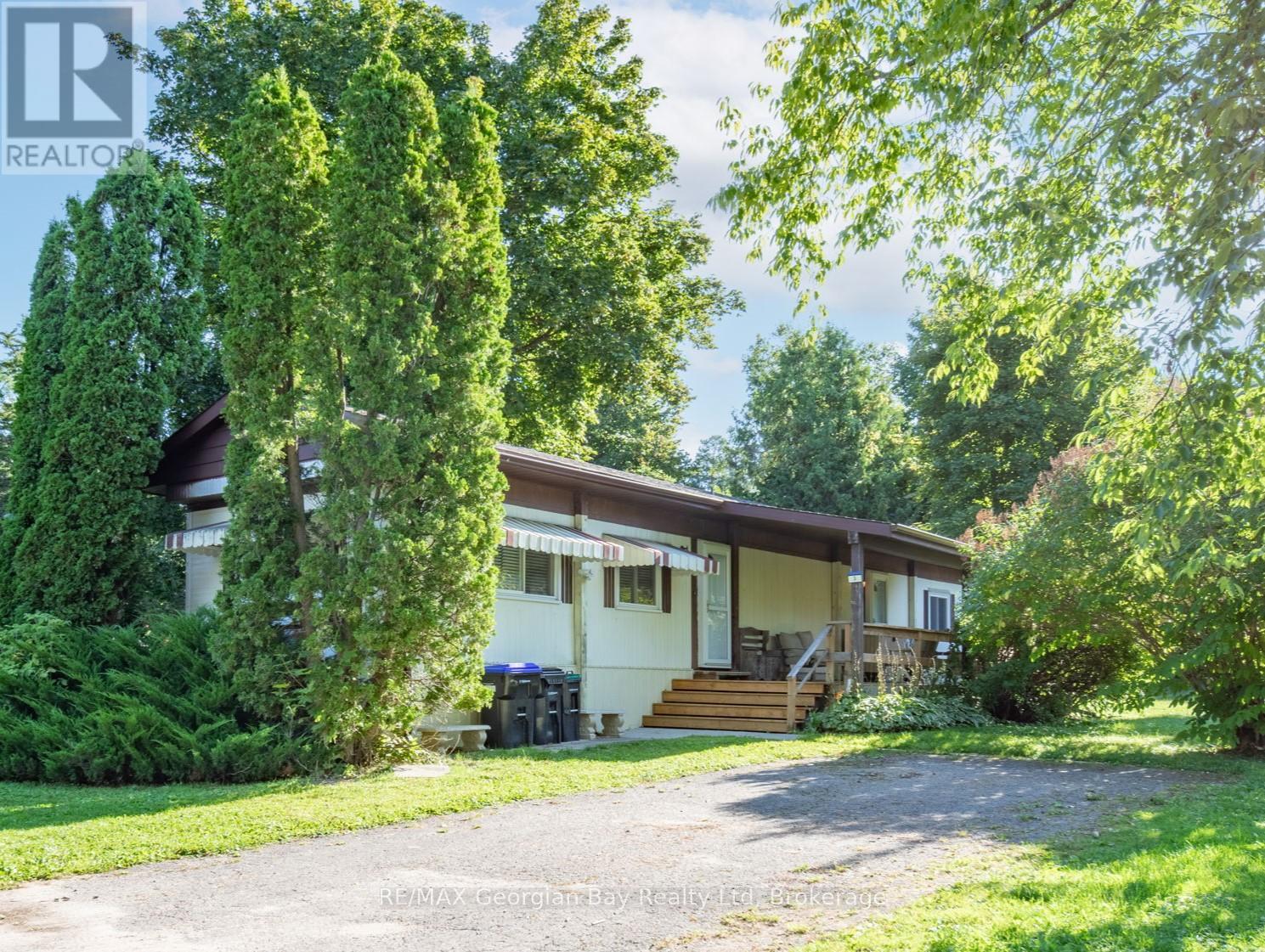 3 LAKESHORE ROAD, Midland, Ontario