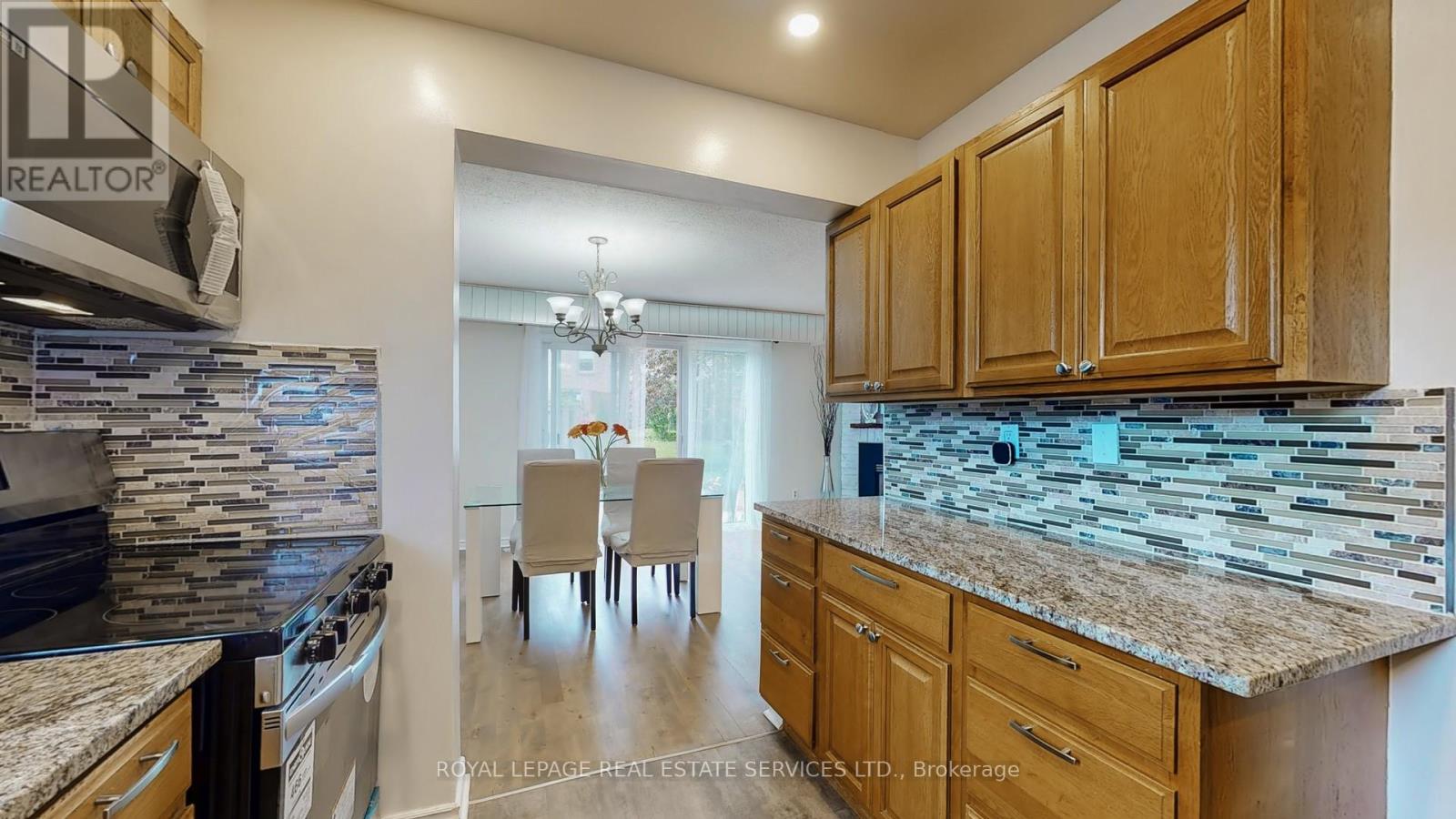 42 - 4111 Arbour Green Drive, Mississauga (Erin Mills), Ontario  L5L 2Z2 - Photo 16 - W12211257