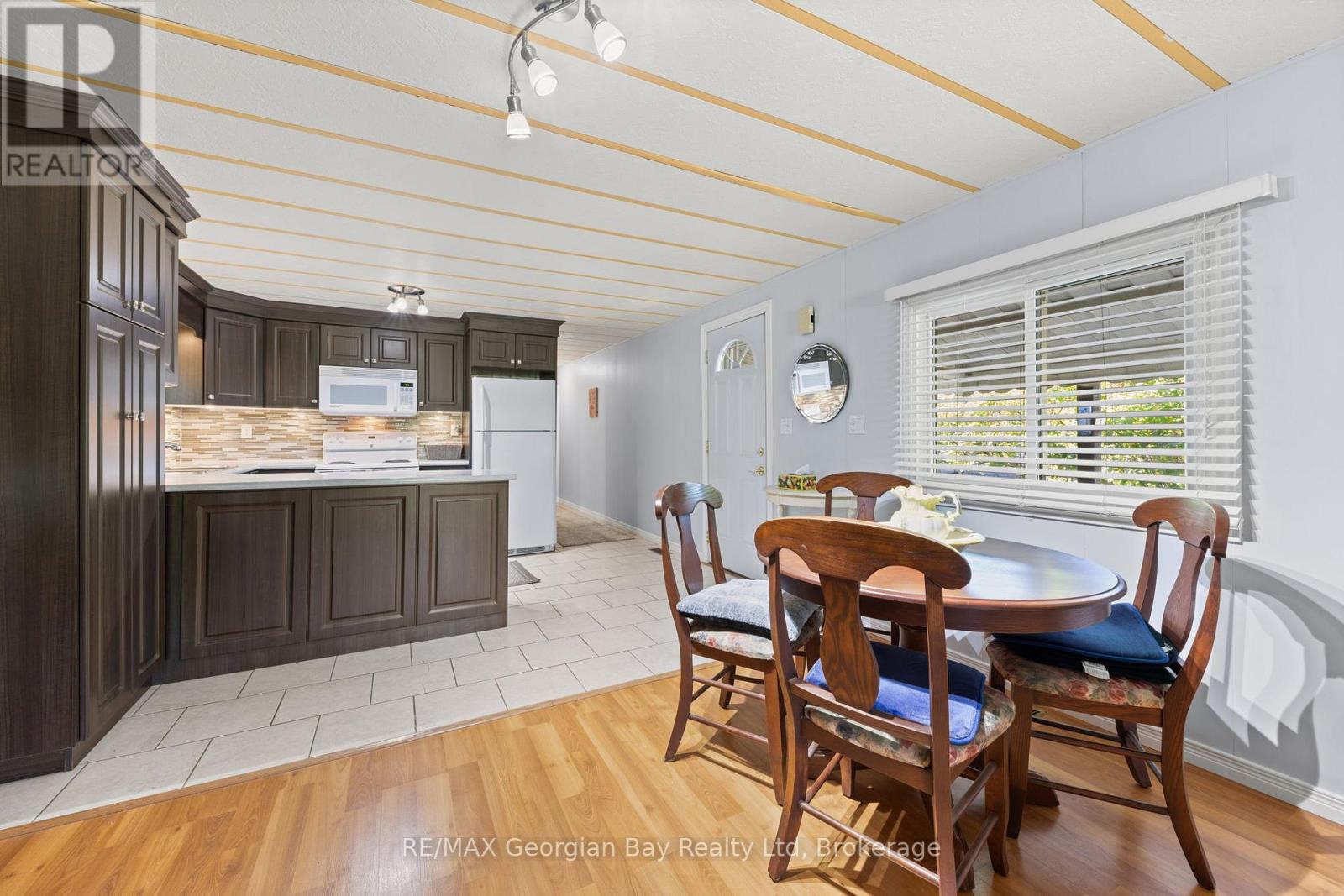 3 Lakeshore Road, Midland, Ontario  L4R 0B9 - Photo 8 - S12213140
