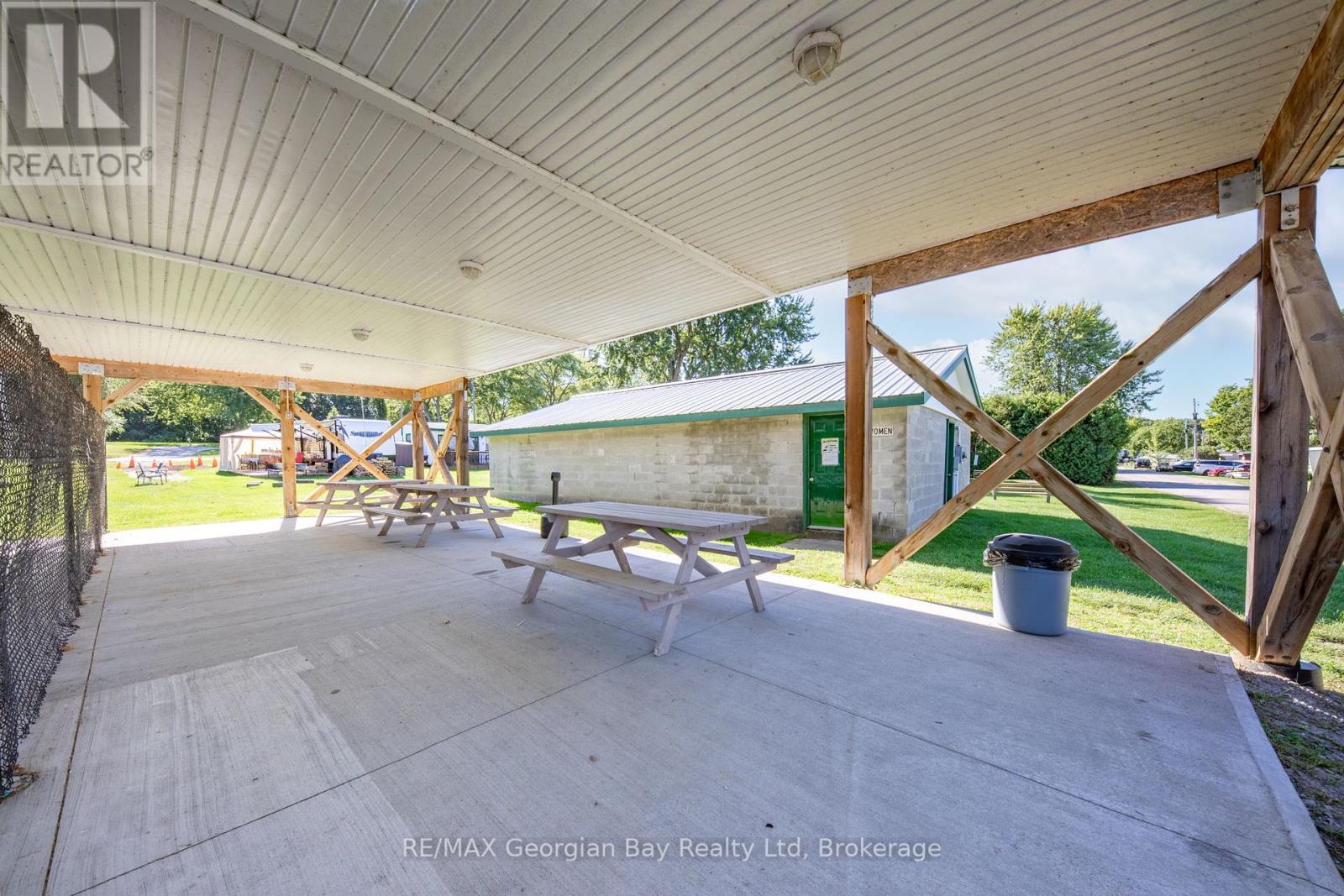 3 Lakeshore Road, Midland, Ontario  L4R 0B9 - Photo 34 - S12213140
