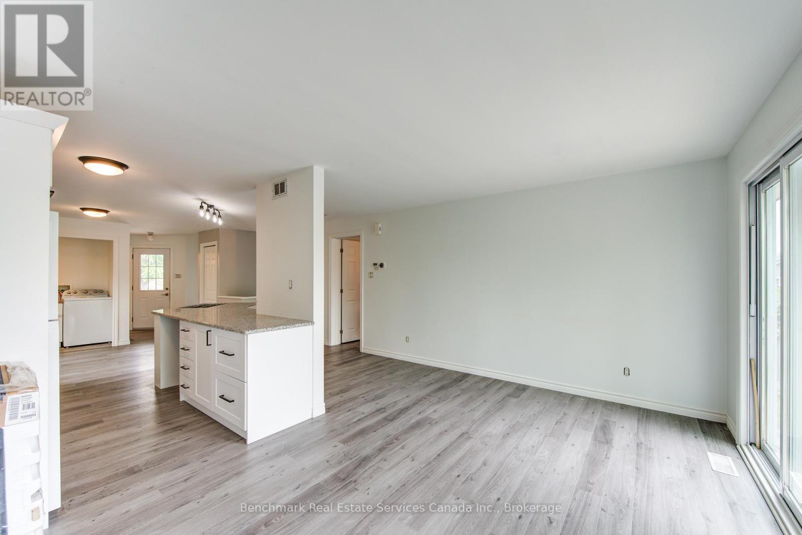 10 Tara Court, Aylmer, Ontario  N5H 0A1 - Photo 14 - X12213119