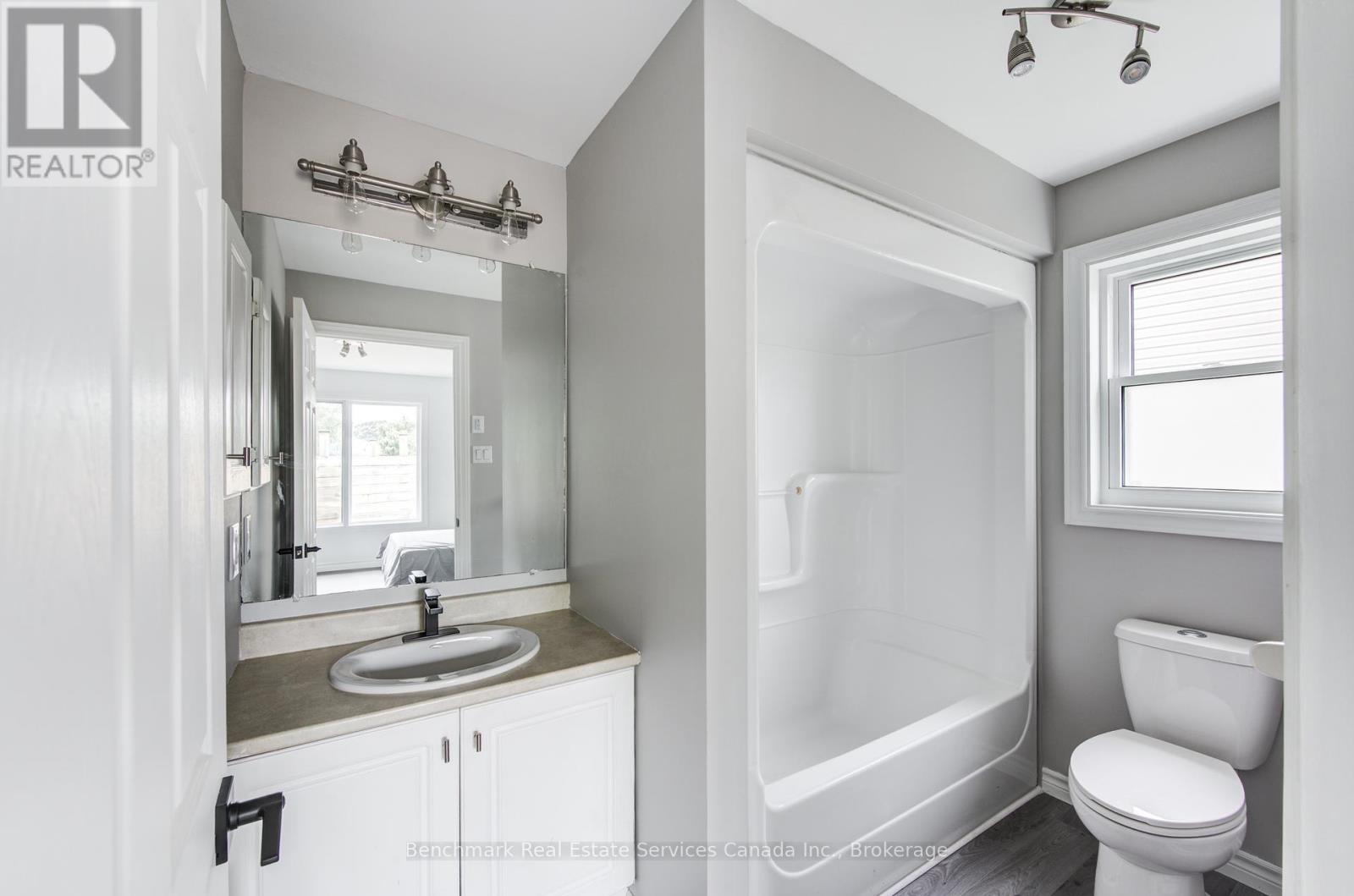 10 Tara Court, Aylmer, Ontario  N5H 0A1 - Photo 16 - X12213119