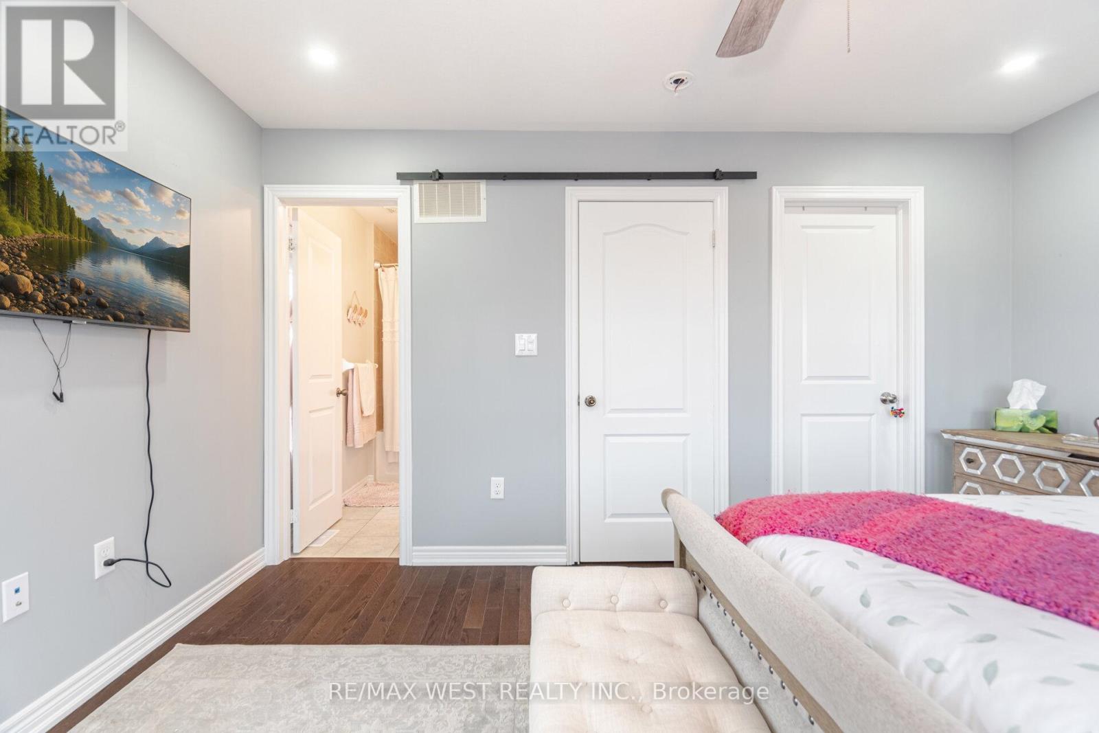 70 Hogan Manor Drive, Brampton, Ontario  L7A 4V3 - Photo 27 - W12212757