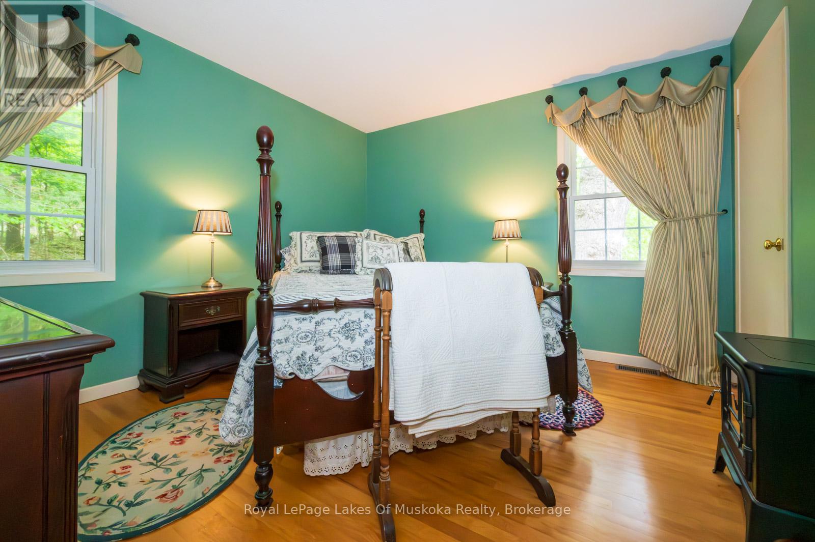 1216 Ravenscliffe Road, Huntsville, Ontario P1H 2N5 - Photo 25 - X12213172