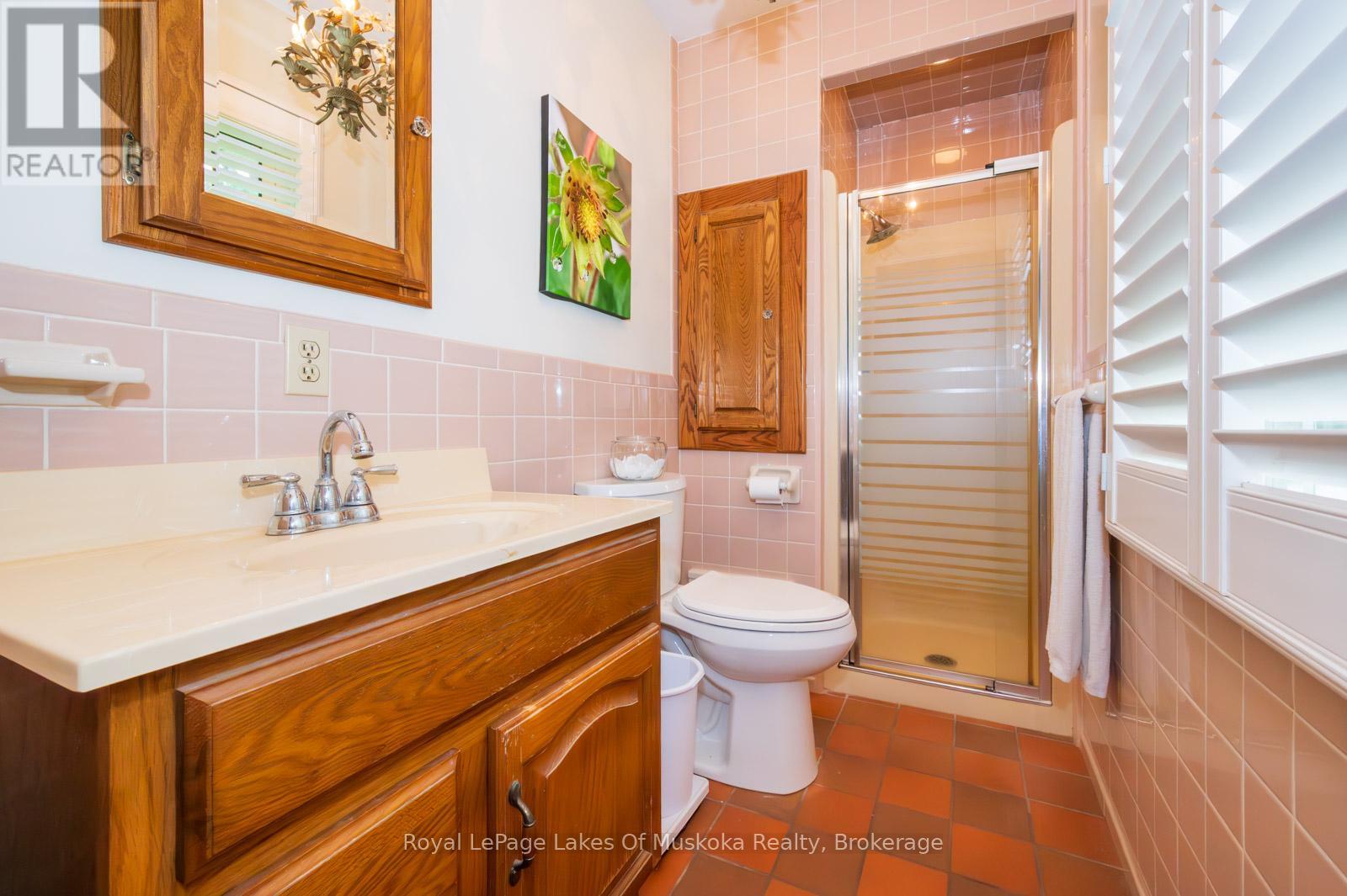 1216 Ravenscliffe Road, Huntsville, Ontario P1H 2N5 - Photo 24 - X12213172