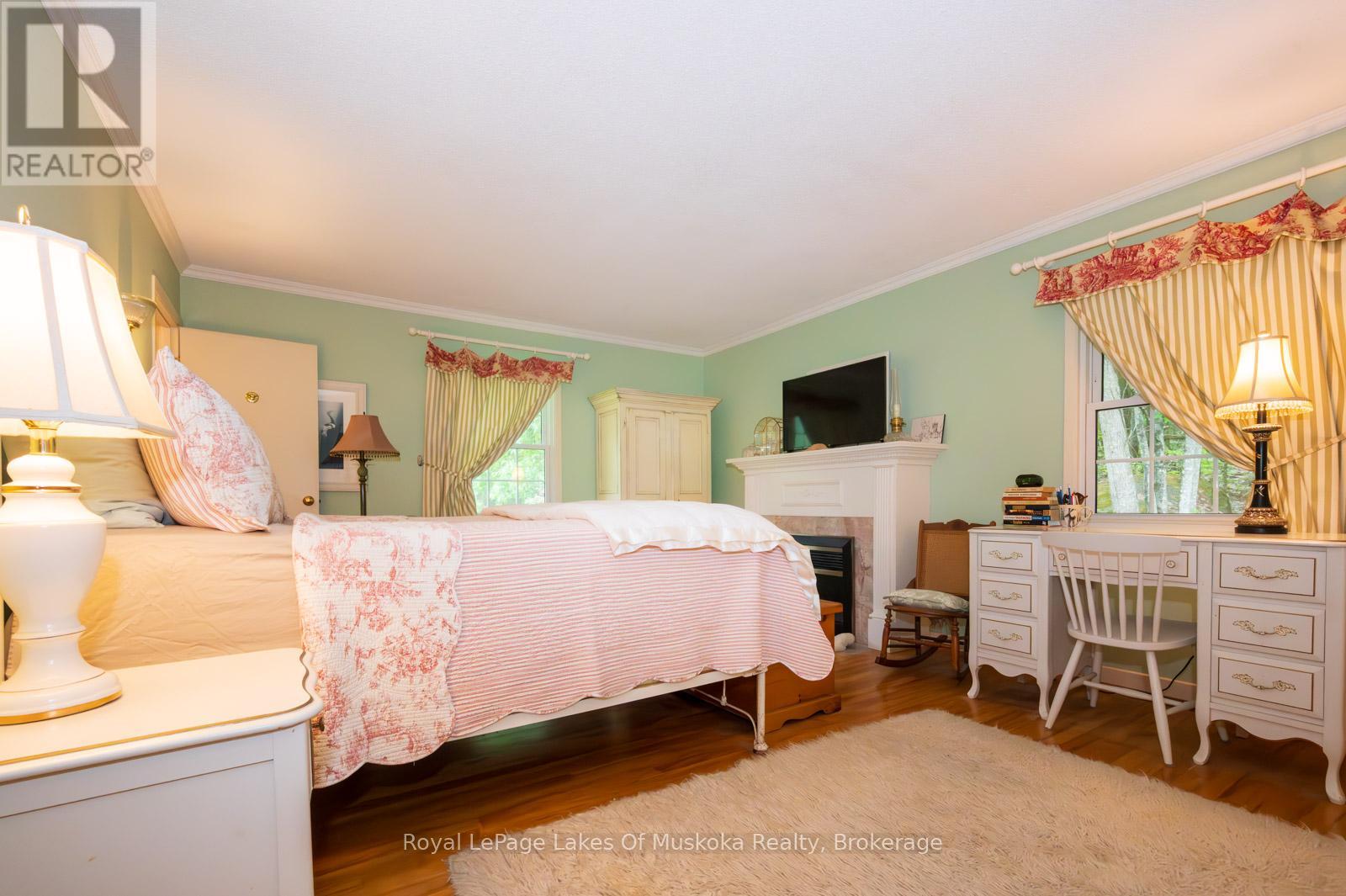 1216 Ravenscliffe Road, Huntsville, Ontario P1H 2N5 - Photo 22 - X12213172