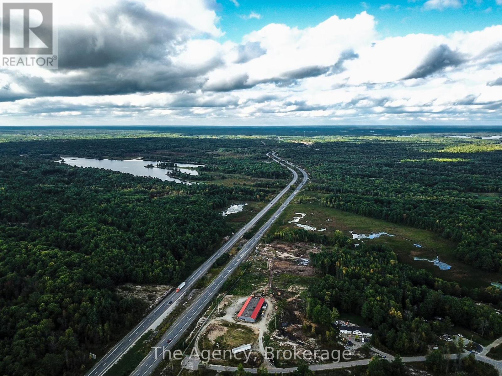 39 Pine Valley Road, Georgian Bay, Ontario  L0K 1S0 - Photo 4 - X12213173