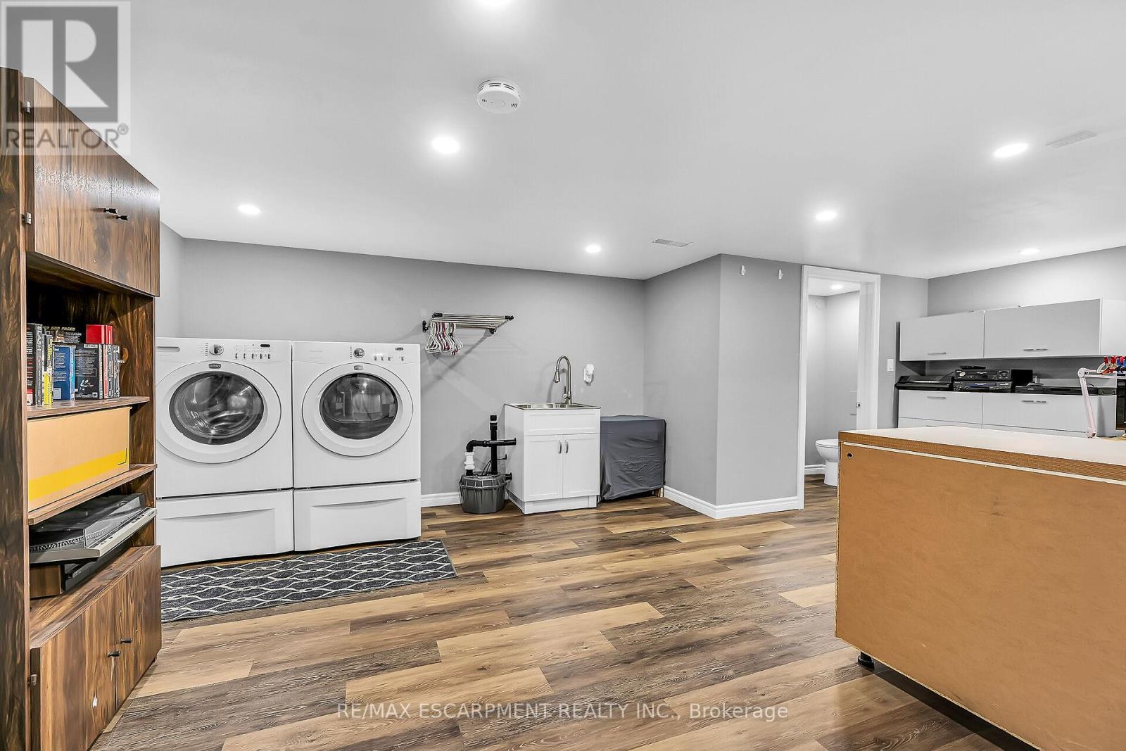 33 Echo Street E, Haldimand, Ontario  N0A 1E0 - Photo 34 - X12212935