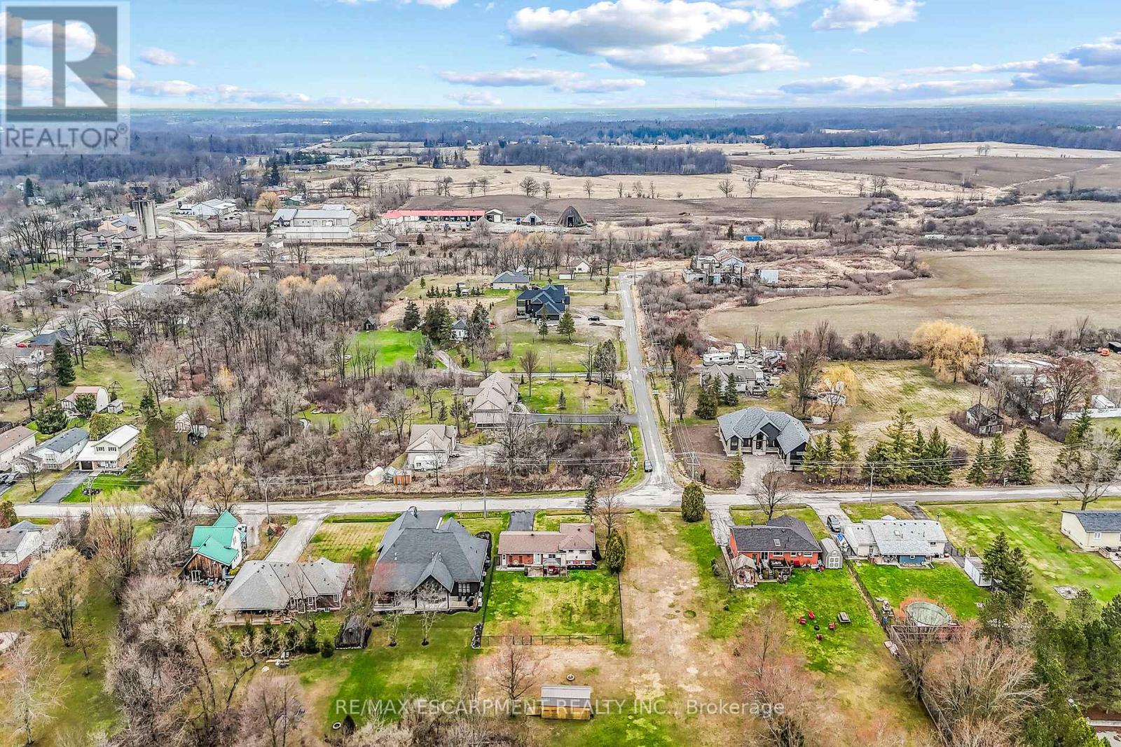 33 Echo Street E, Haldimand, Ontario  N0A 1E0 - Photo 50 - X12212935
