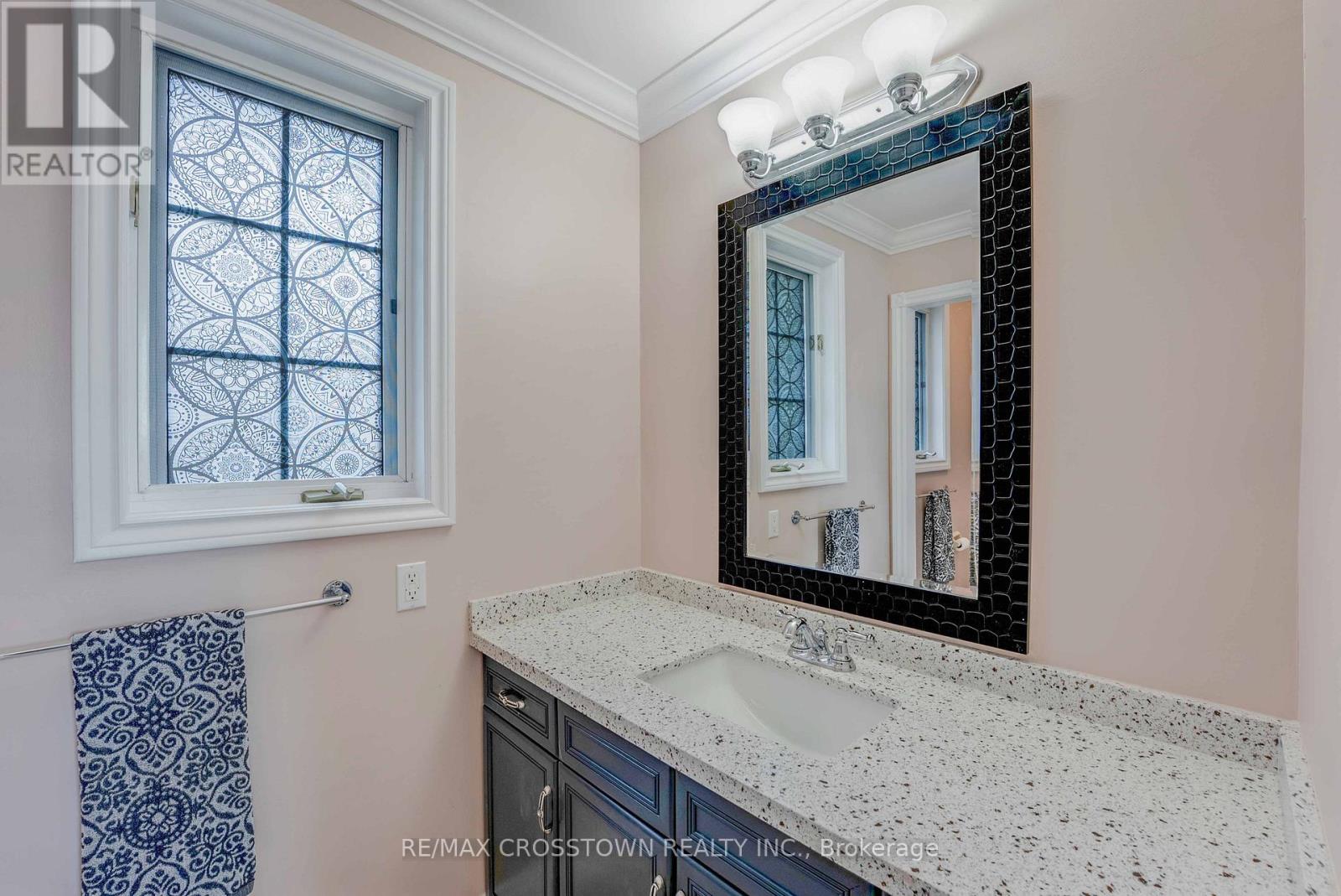 17 Coach Drive, Niagara-On-The-Lake, Ontario  L0S 1J0 - Photo 21 - X12212946