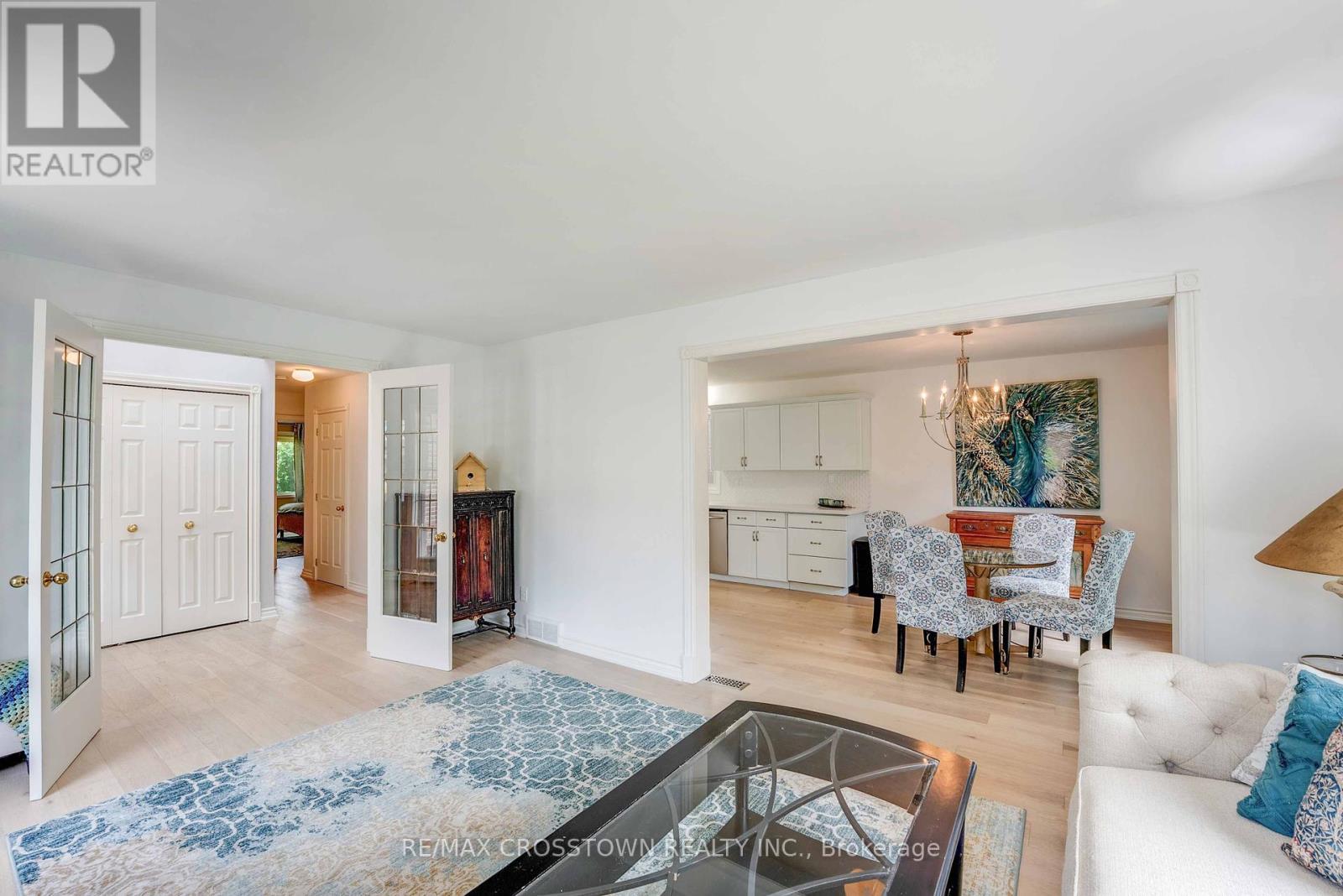 17 Coach Drive, Niagara-On-The-Lake, Ontario  L0S 1J0 - Photo 6 - X12212946