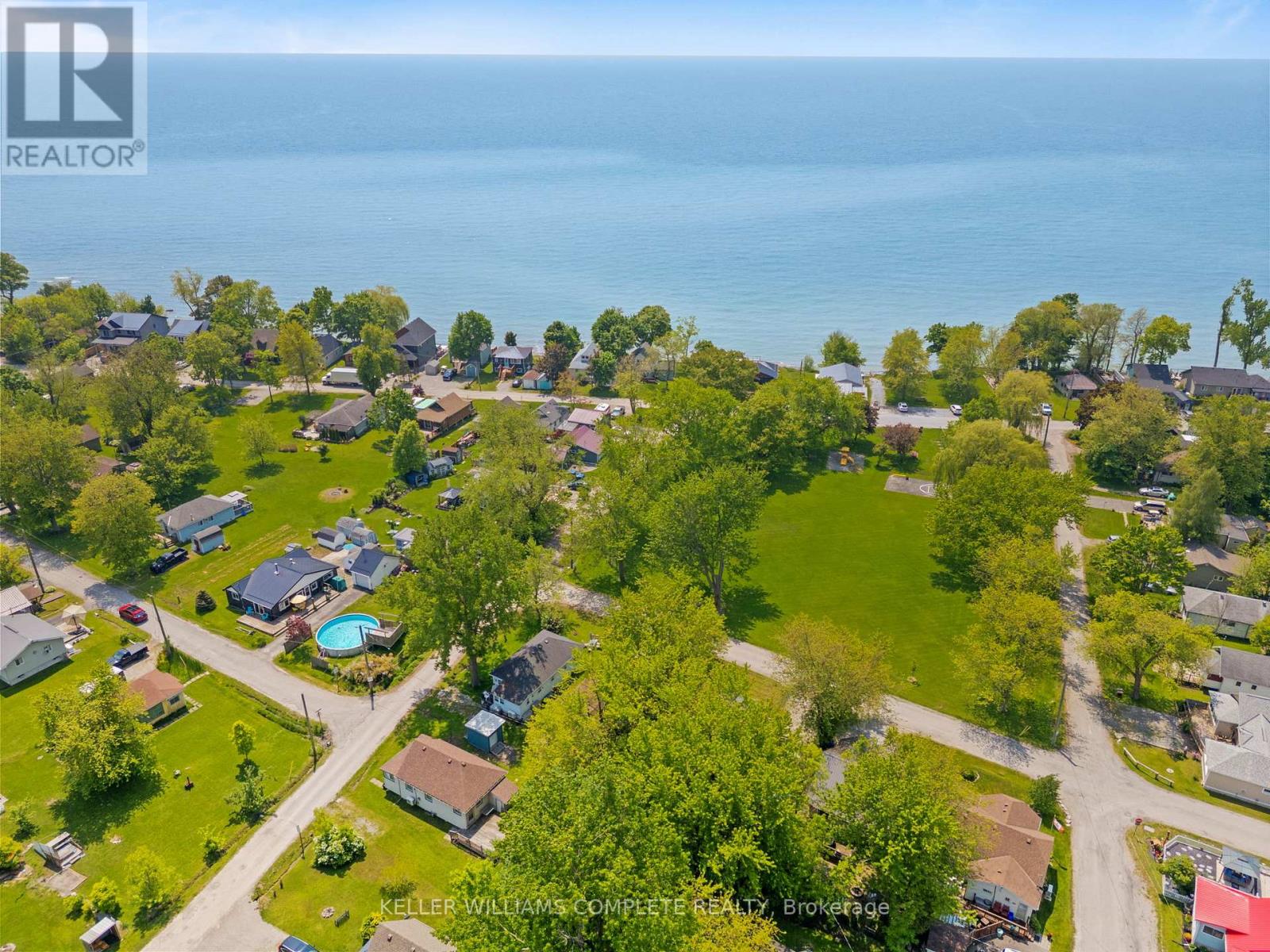 2 Reidy Street, Haldimand (Nanticoke), Ontario  N0A 1L0 - Photo 3 - X12212958