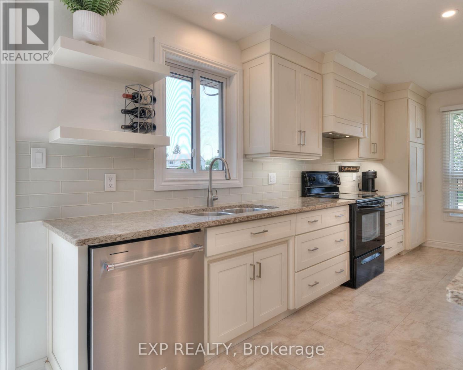 85 Pathfinder Crescent, Kitchener, Ontario  N2P 1S2 - Photo 13 - X12212961
