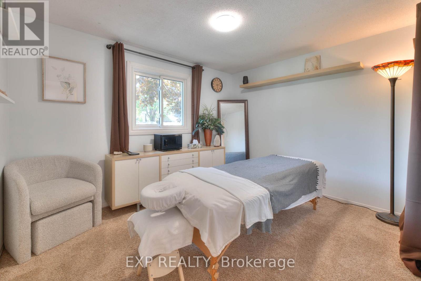 85 Pathfinder Crescent, Kitchener, Ontario  N2P 1S2 - Photo 19 - X12212961