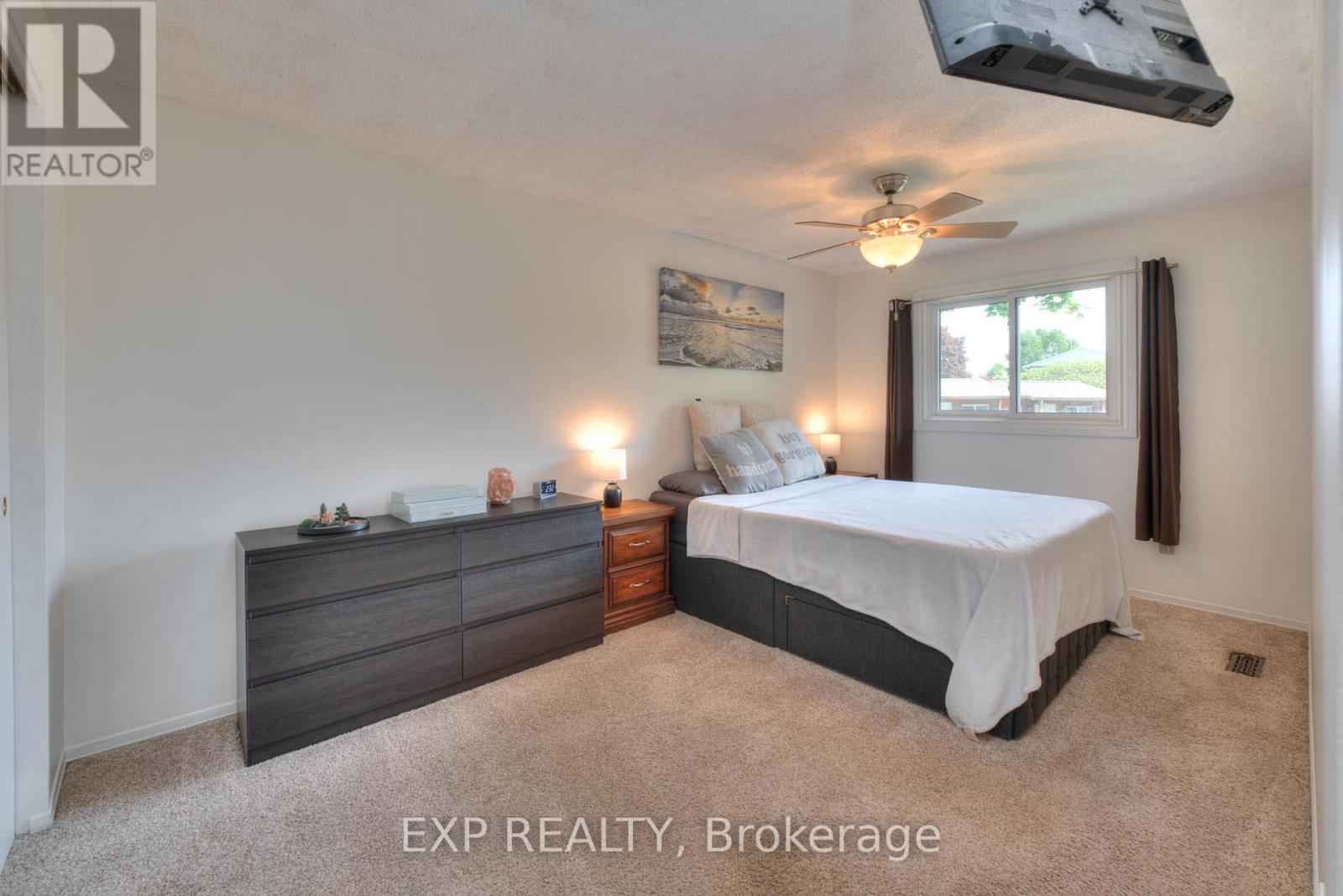 85 Pathfinder Crescent, Kitchener, Ontario  N2P 1S2 - Photo 21 - X12212961