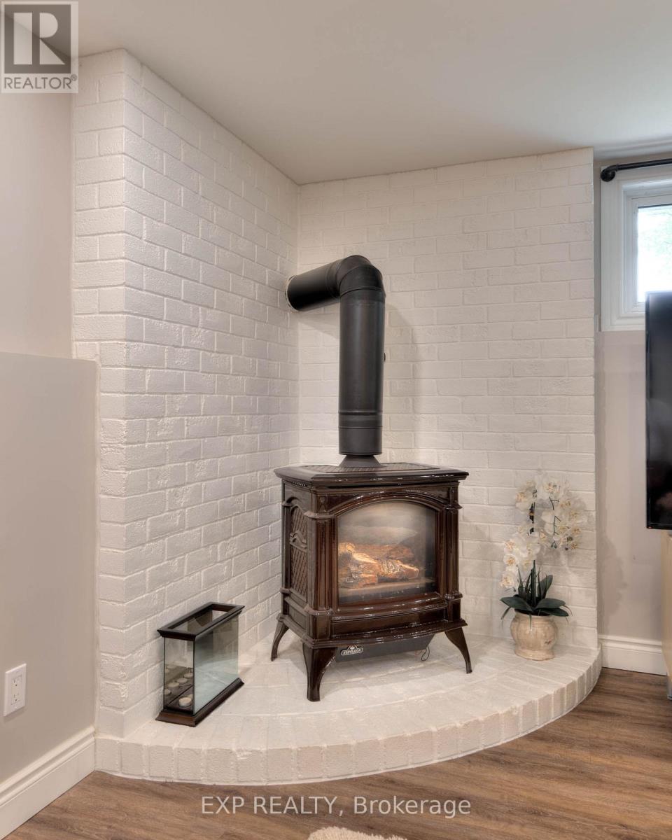 85 Pathfinder Crescent, Kitchener, Ontario  N2P 1S2 - Photo 25 - X12212961