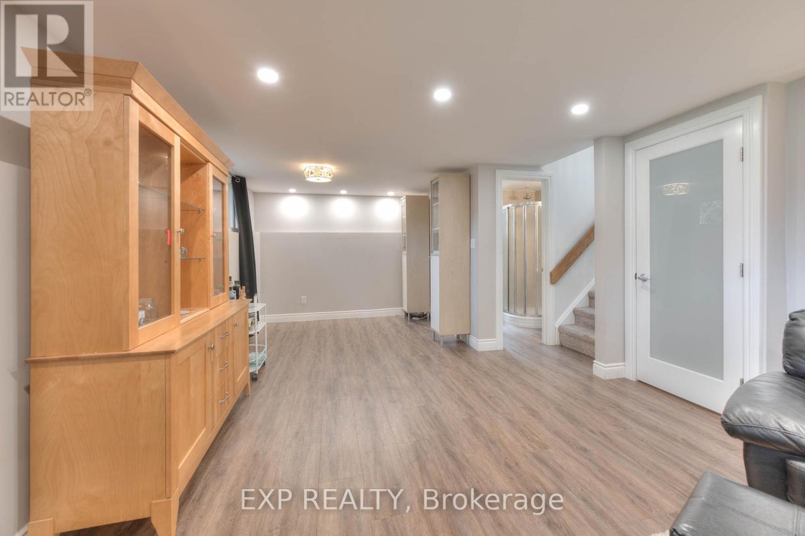 85 Pathfinder Crescent, Kitchener, Ontario  N2P 1S2 - Photo 27 - X12212961