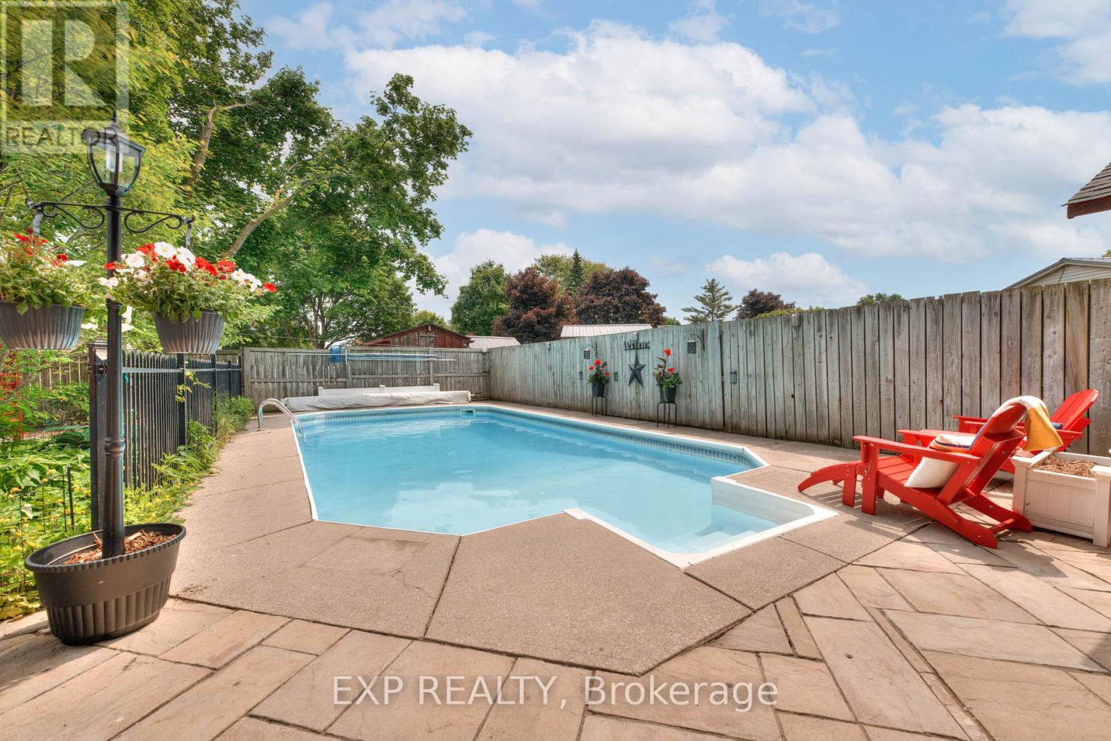 85 Pathfinder Crescent, Kitchener, Ontario  N2P 1S2 - Photo 36 - X12212961