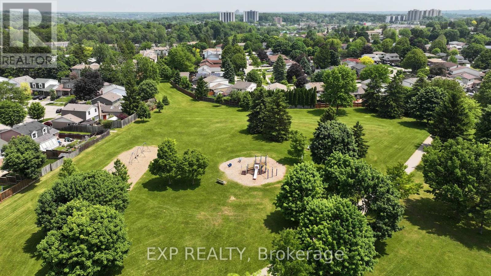 85 Pathfinder Crescent, Kitchener, Ontario  N2P 1S2 - Photo 44 - X12212961