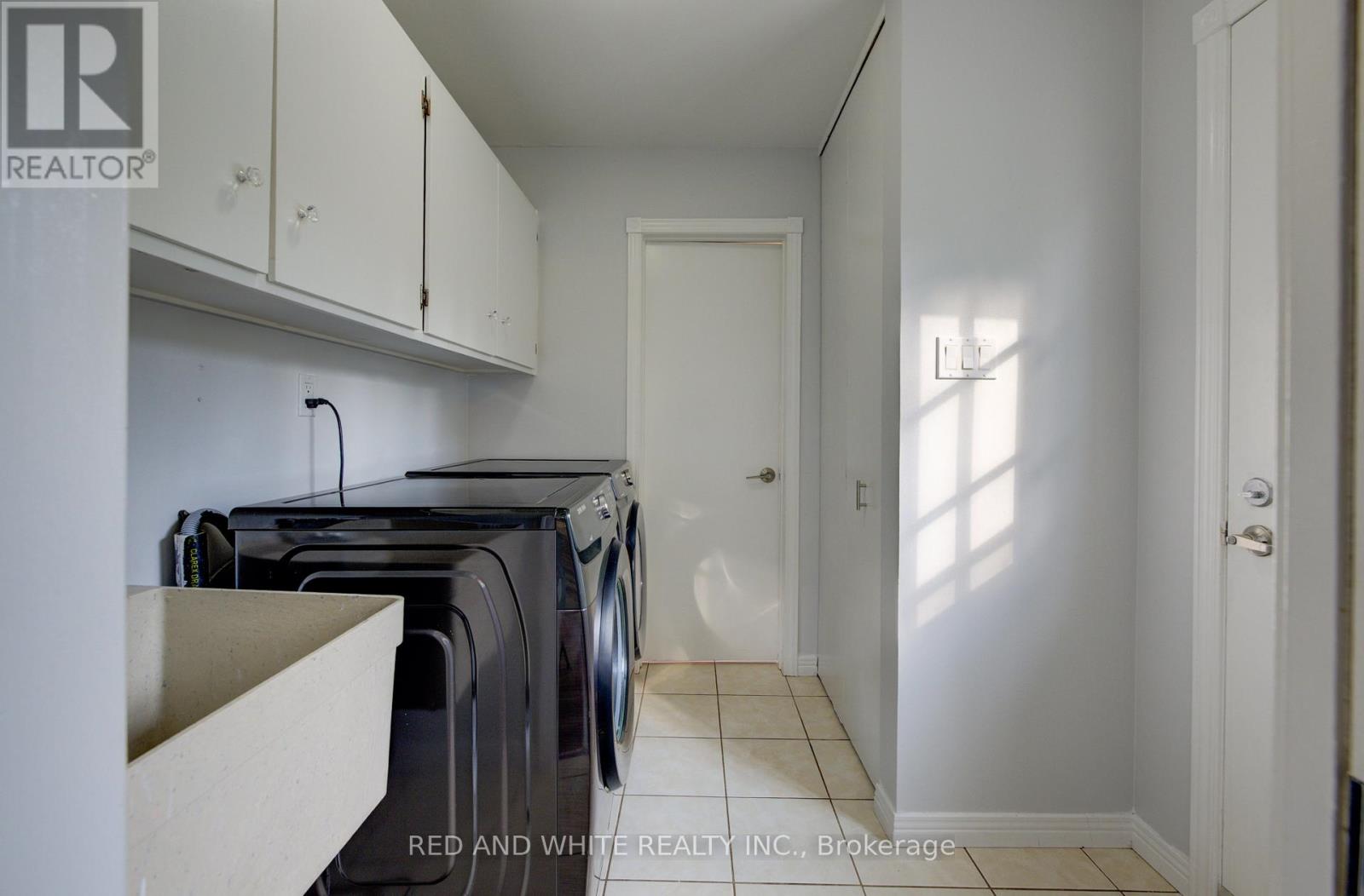 68 Parkview Crescent, Waterloo, Ontario  N2A 1L9 - Photo 20 - X12212994