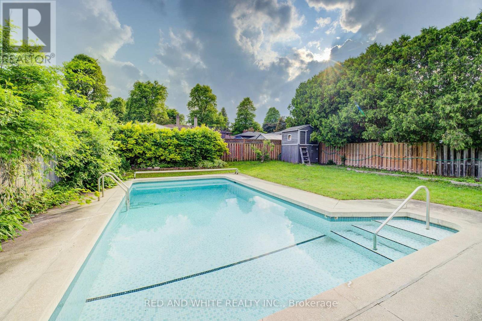 68 Parkview Crescent, Waterloo, Ontario  N2A 1L9 - Photo 43 - X12212994