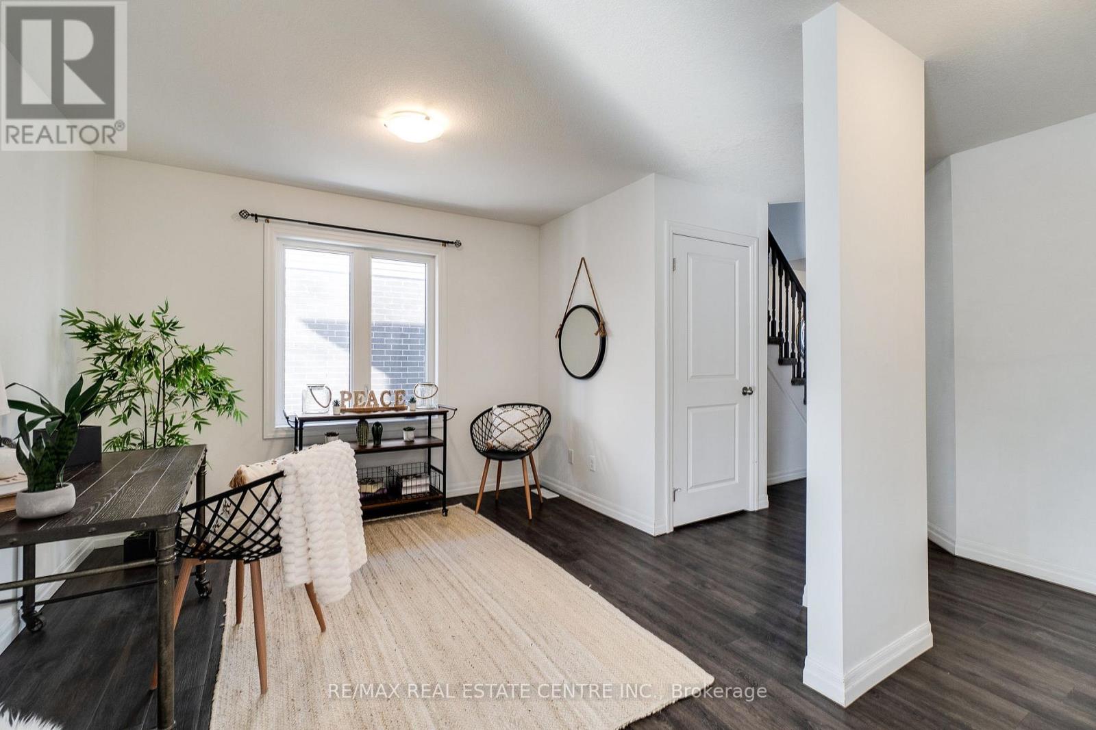 27 - 135 Hardcastle Drive, Cambridge, Ontario  N1S 0B6 - Photo 15 - X12213011