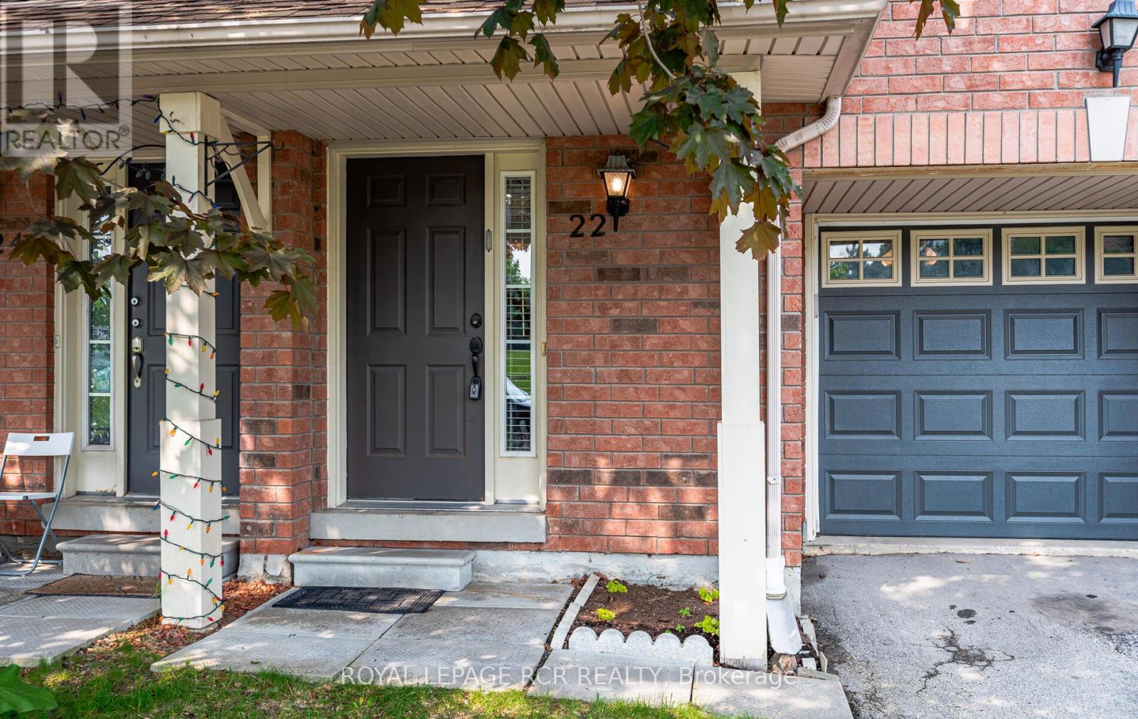 22 Sandelwood Court, Aurora (Bayview Wellington), Ontario  L4G 7M9 - Photo 2 - N12212007