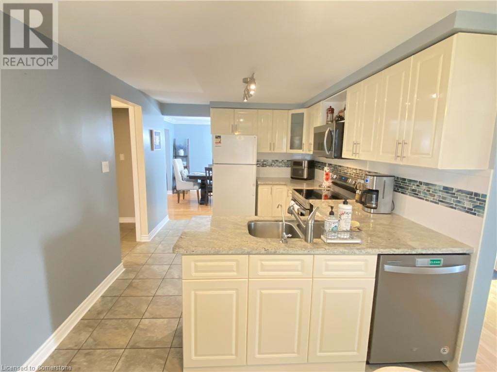 641 Fern Road, Waterloo, Ontario  N2V 1G4 - Photo 10 - 40739718