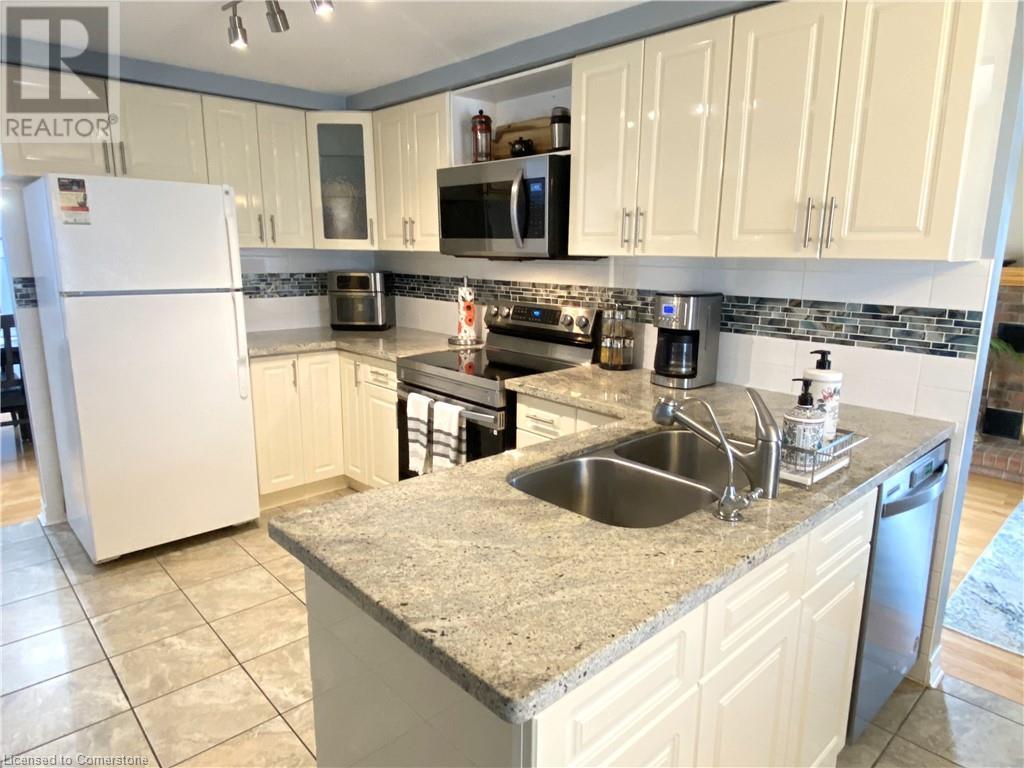 641 Fern Road, Waterloo, Ontario  N2V 1G4 - Photo 8 - 40739718