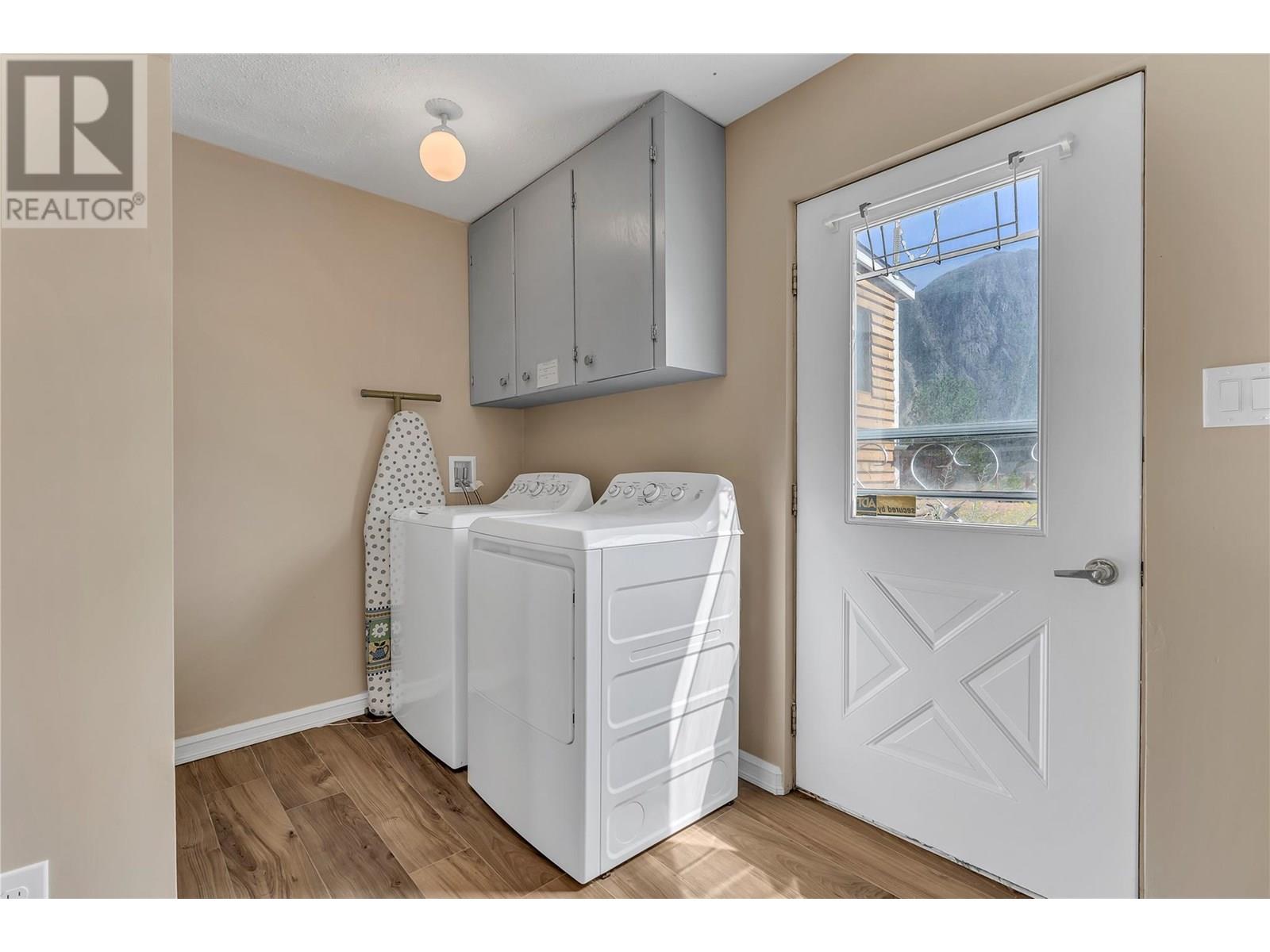 531 3rd Avenue, Keremeos, British Columbia  V1L 2B3 - Photo 22 - 10351080