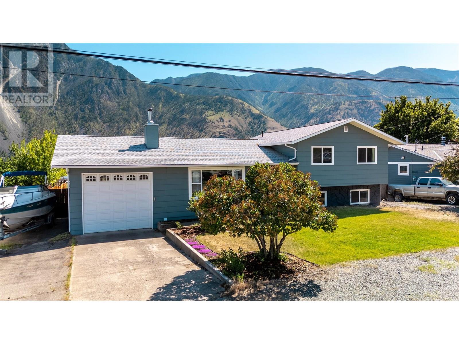 531 3rd Avenue, Keremeos, British Columbia  V1L 2B3 - Photo 34 - 10351080