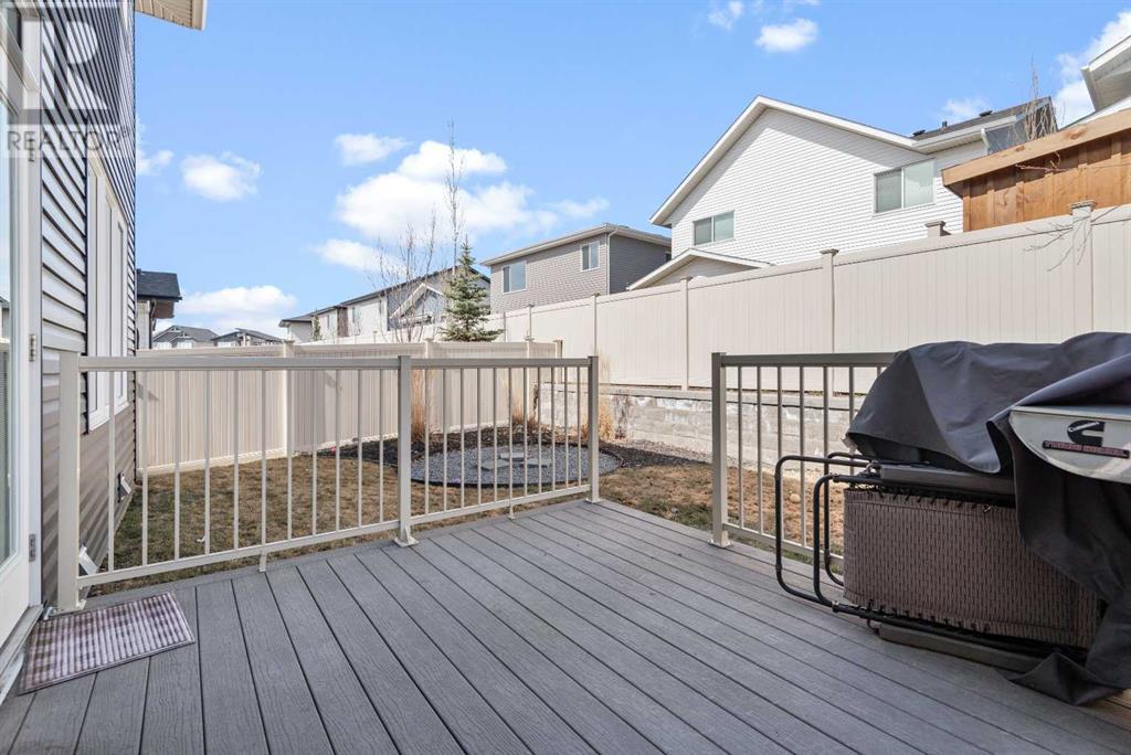 Property at 40 Ellington Crescent image 3