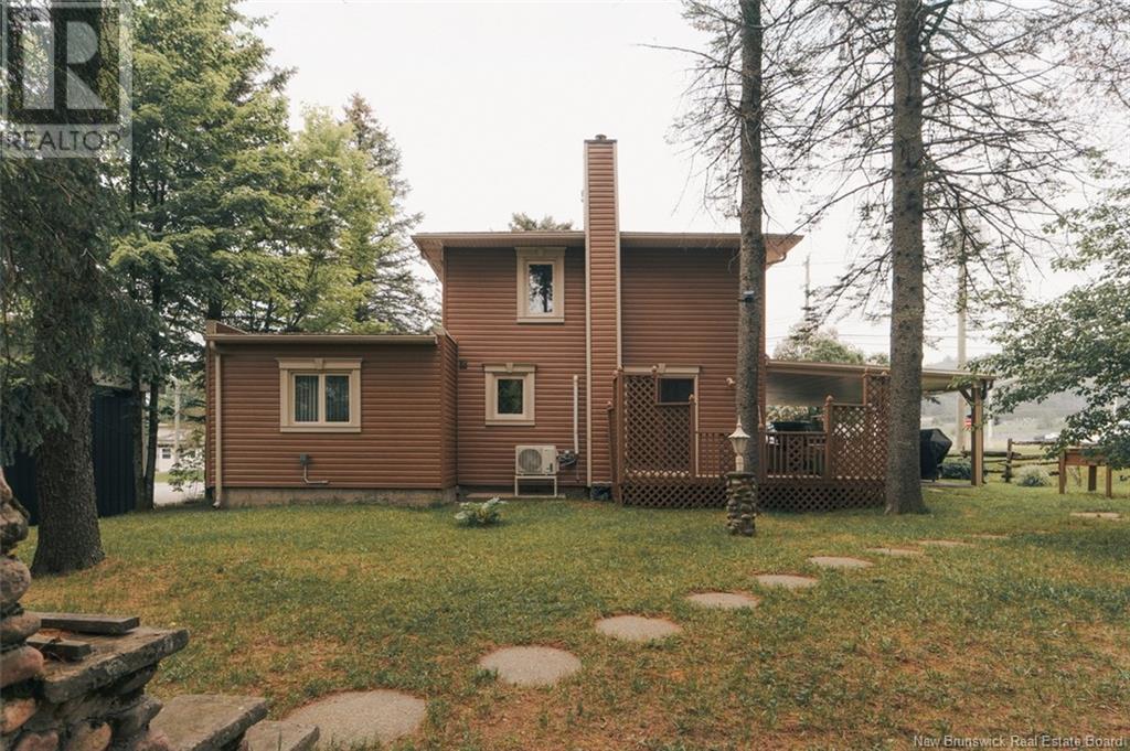 696 Victoria Street, Edmundston, New Brunswick  E3V 3S9 - Photo 27 - NB120603