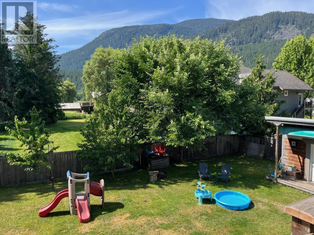 7601 Pemberton Meadows, Pemberton, British Columbia  V0N 2L2 - Photo 15 - R3014063