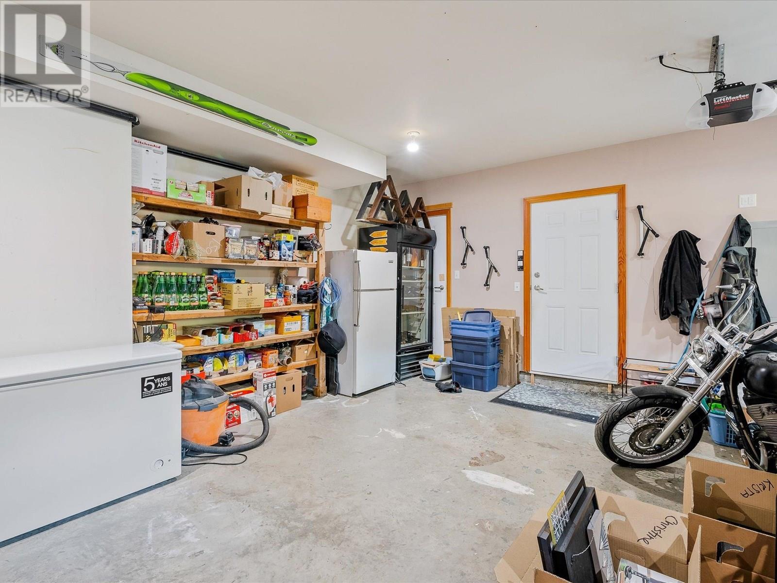 7601 Pemberton Meadows, Pemberton, British Columbia  V0N 2L2 - Photo 39 - R3014063