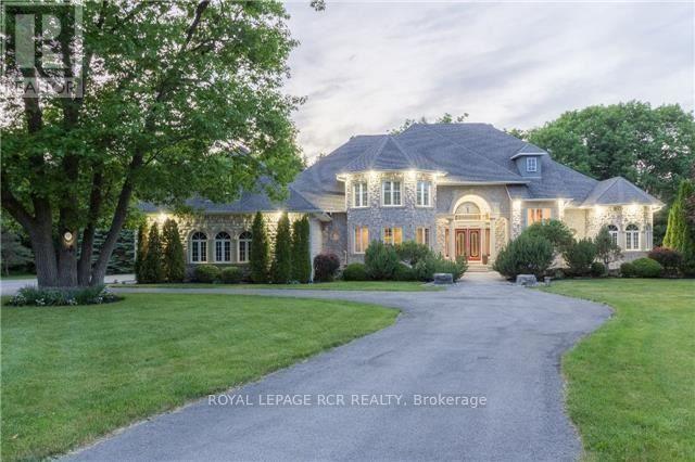 12 Deer Run, Uxbridge, Ontario  L9P 1R4 - Photo 3 - N12199411