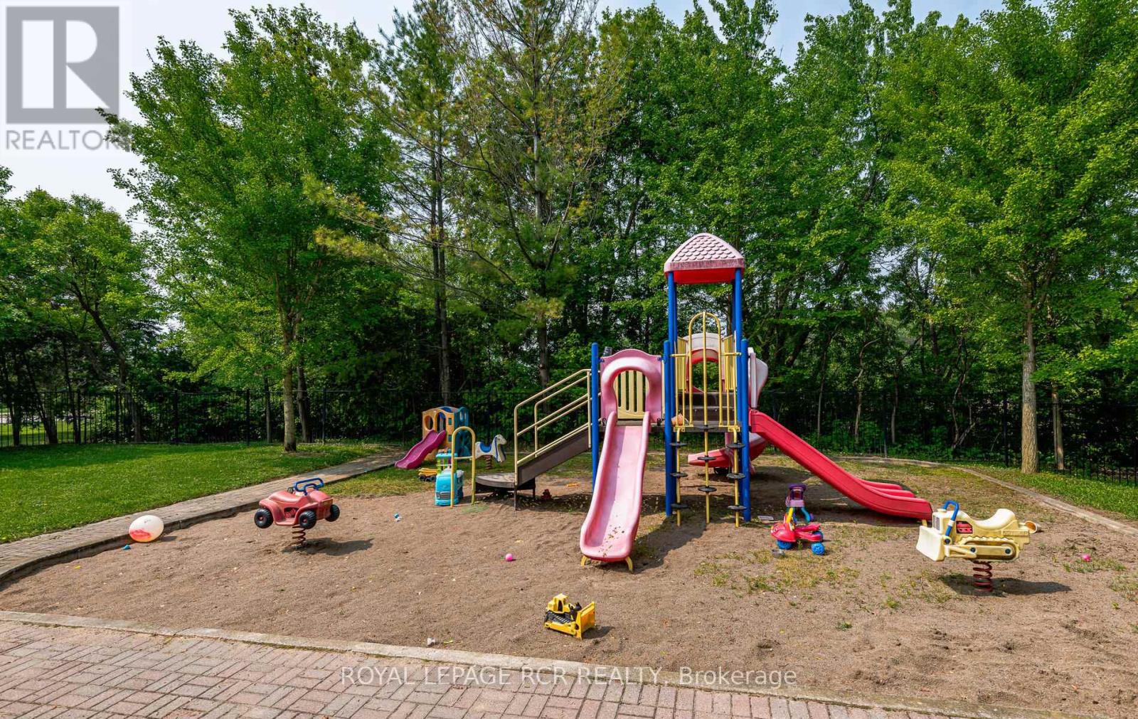 22 Sandelwood Court, Aurora (Bayview Wellington), Ontario  L4G 7M9 - Photo 29 - N12212007