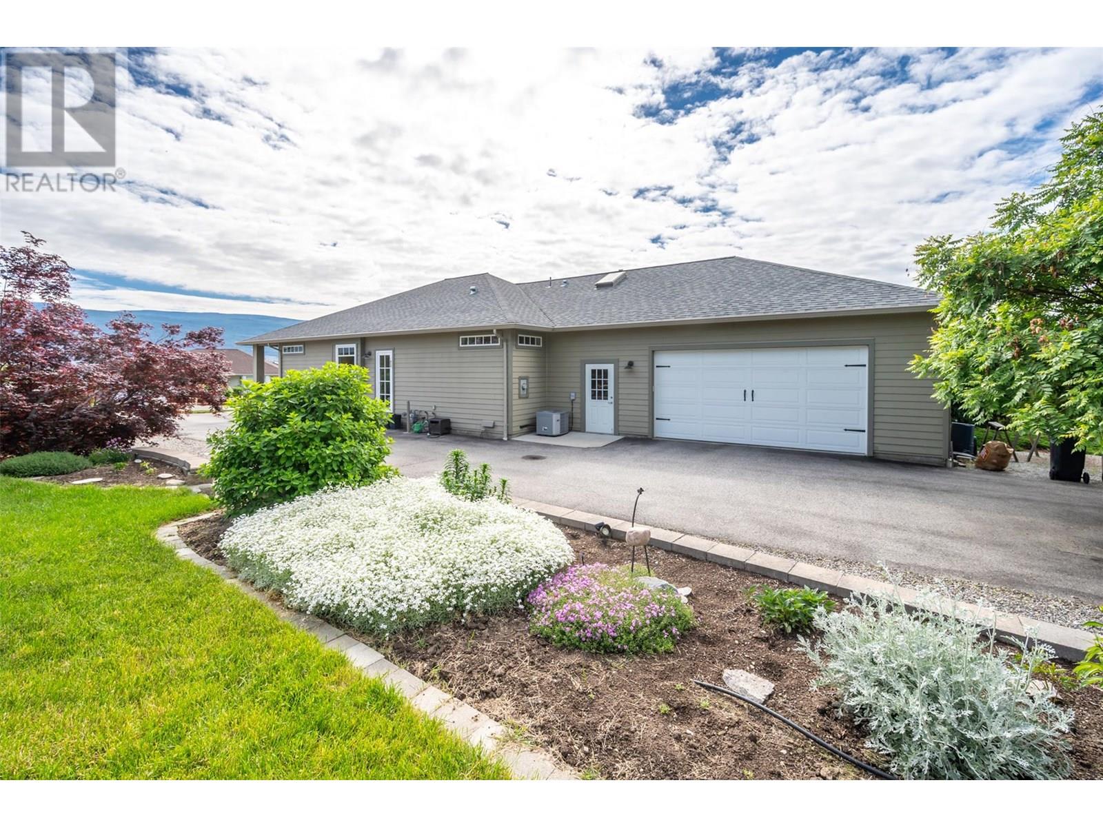 11404 Walters Road, Summerland, British Columbia  V0H 1Z4 - Photo 2 - 10350070