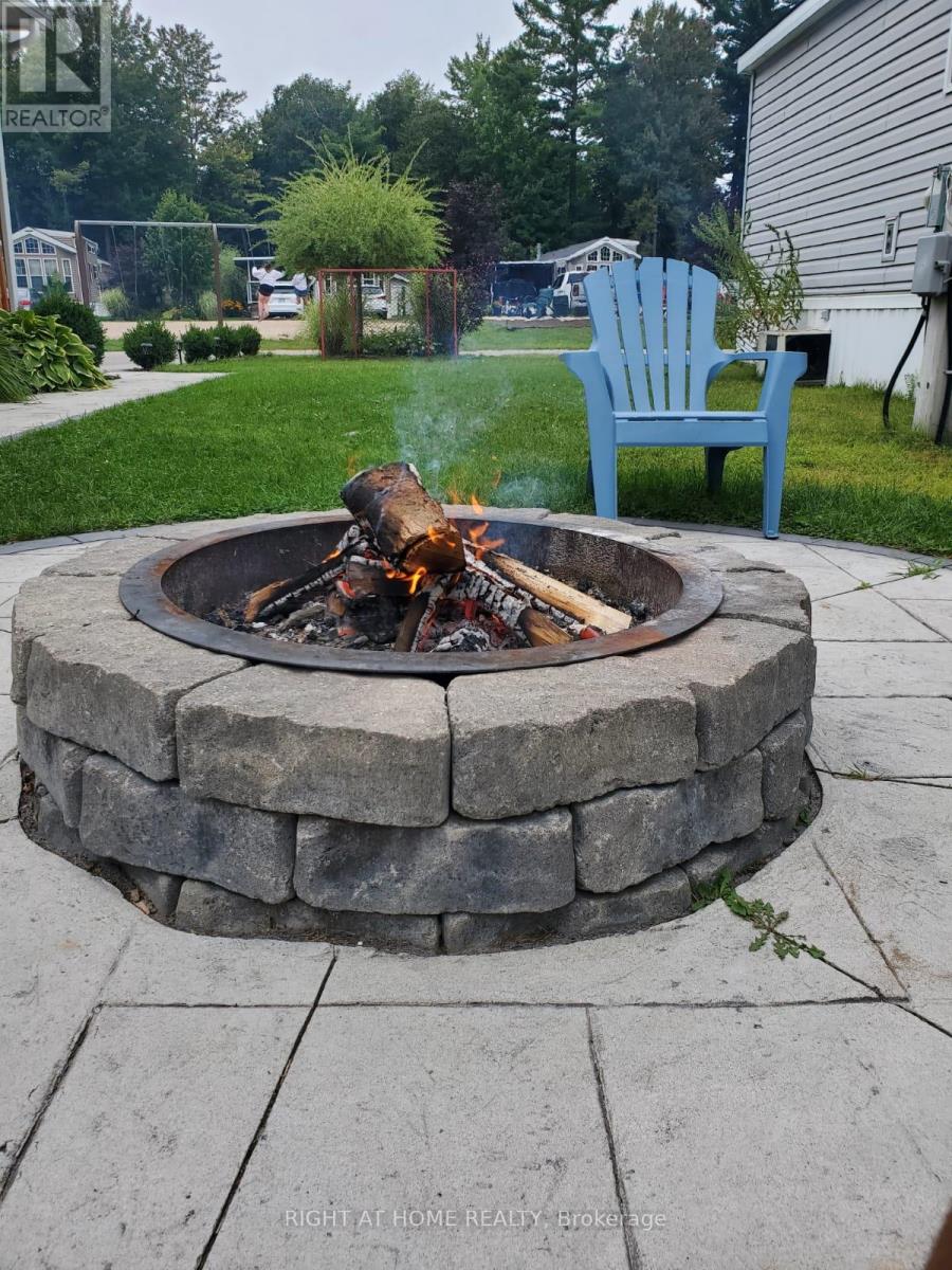 7 Nipagon Circle, Wasaga Beach, Ontario  L9Z 2M2 - Photo 39 - S12062740