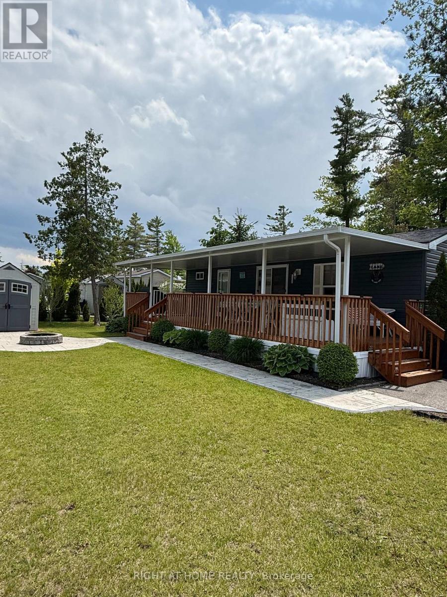 7 Nipagon Circle, Wasaga Beach, Ontario  L9Z 2M2 - Photo 2 - S12062740